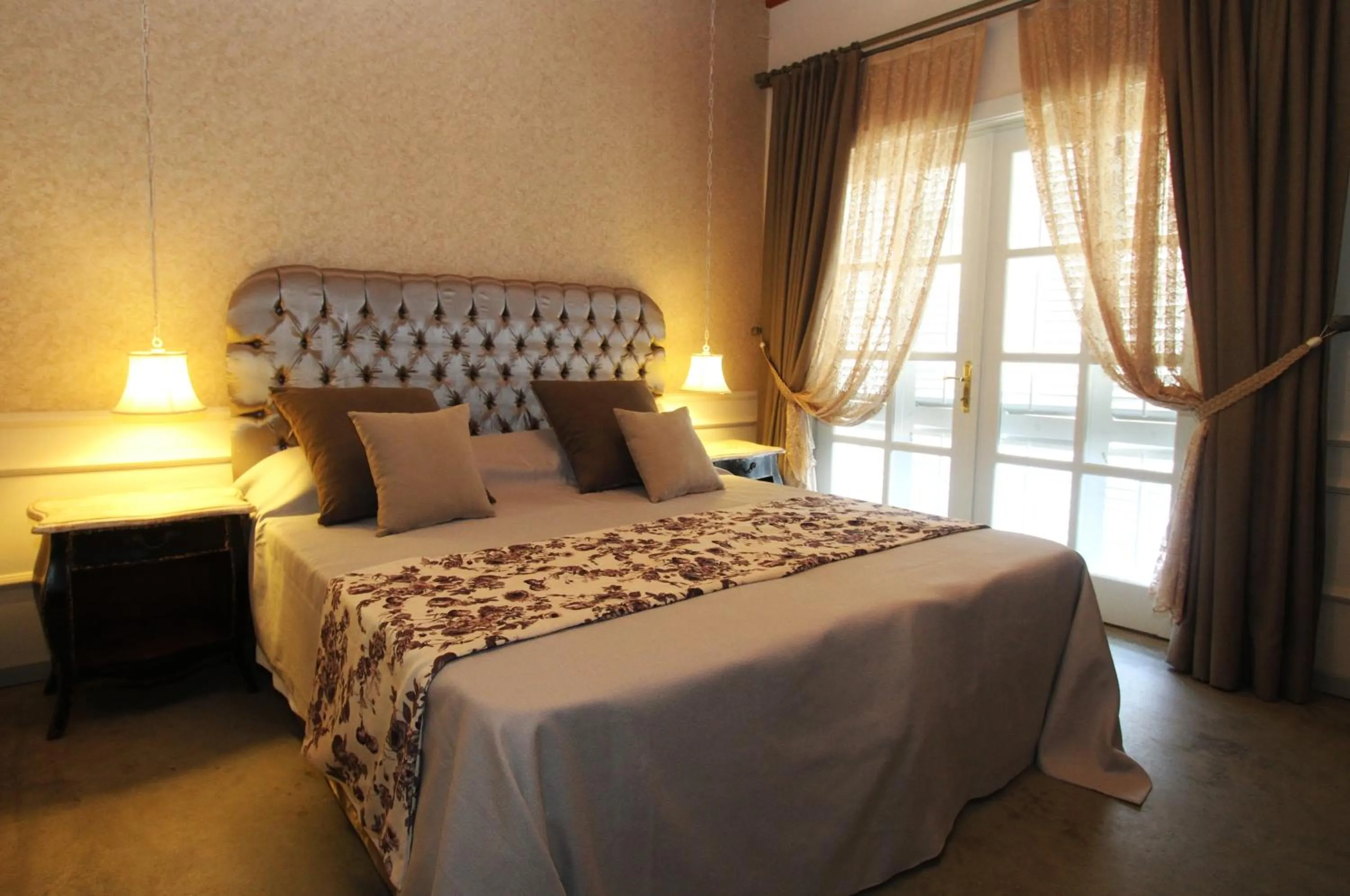 Photo of the whole room in Alacati Kostem Hotel - Special Category