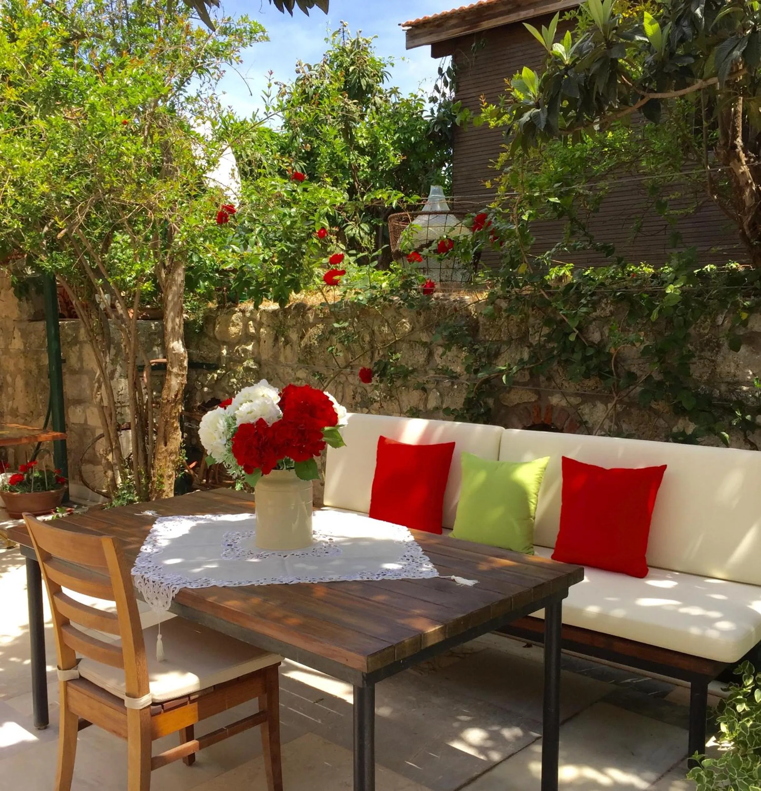 Garden in Alacati Kostem Hotel - Special Category