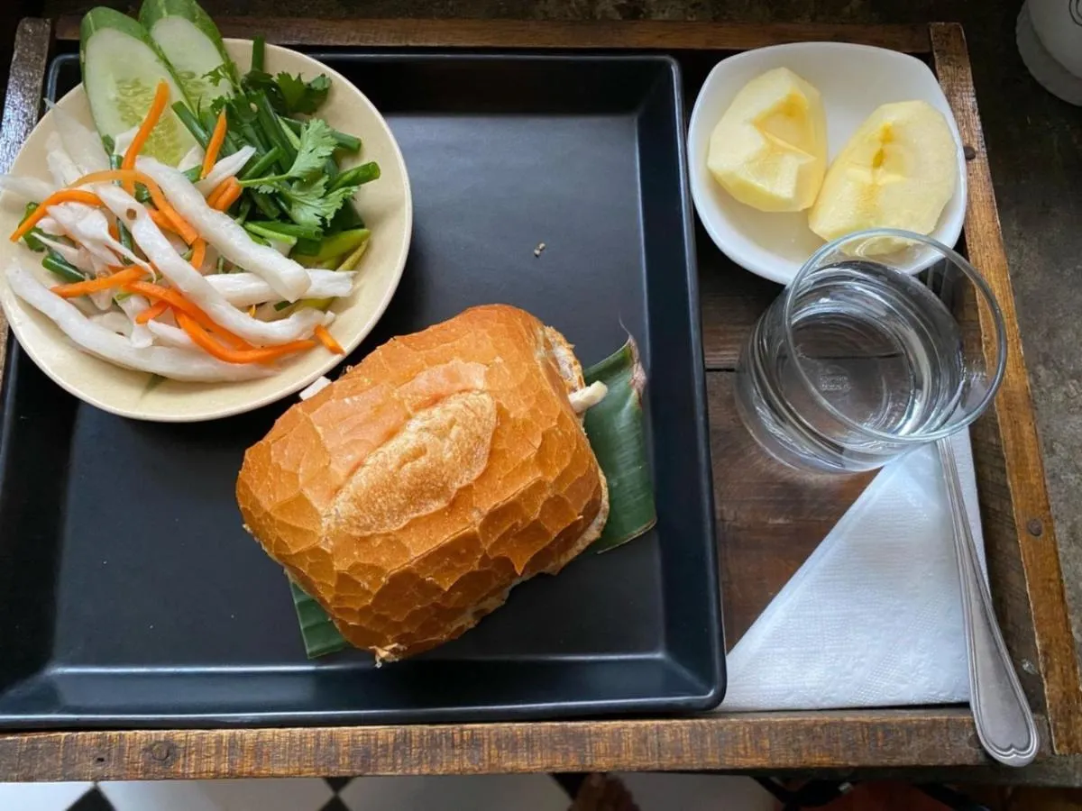 Food and drinks in IAM SAIGON Homestay