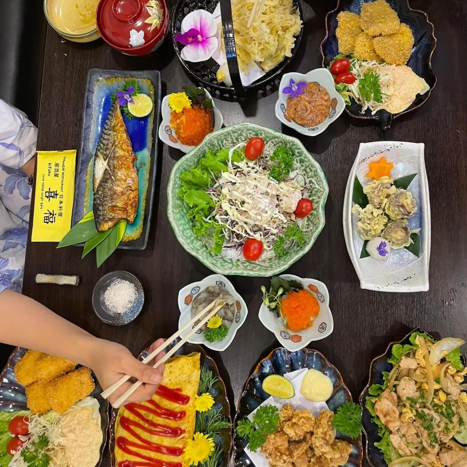 Restaurant/places to eat in Azumaya Hotel Hai Phong