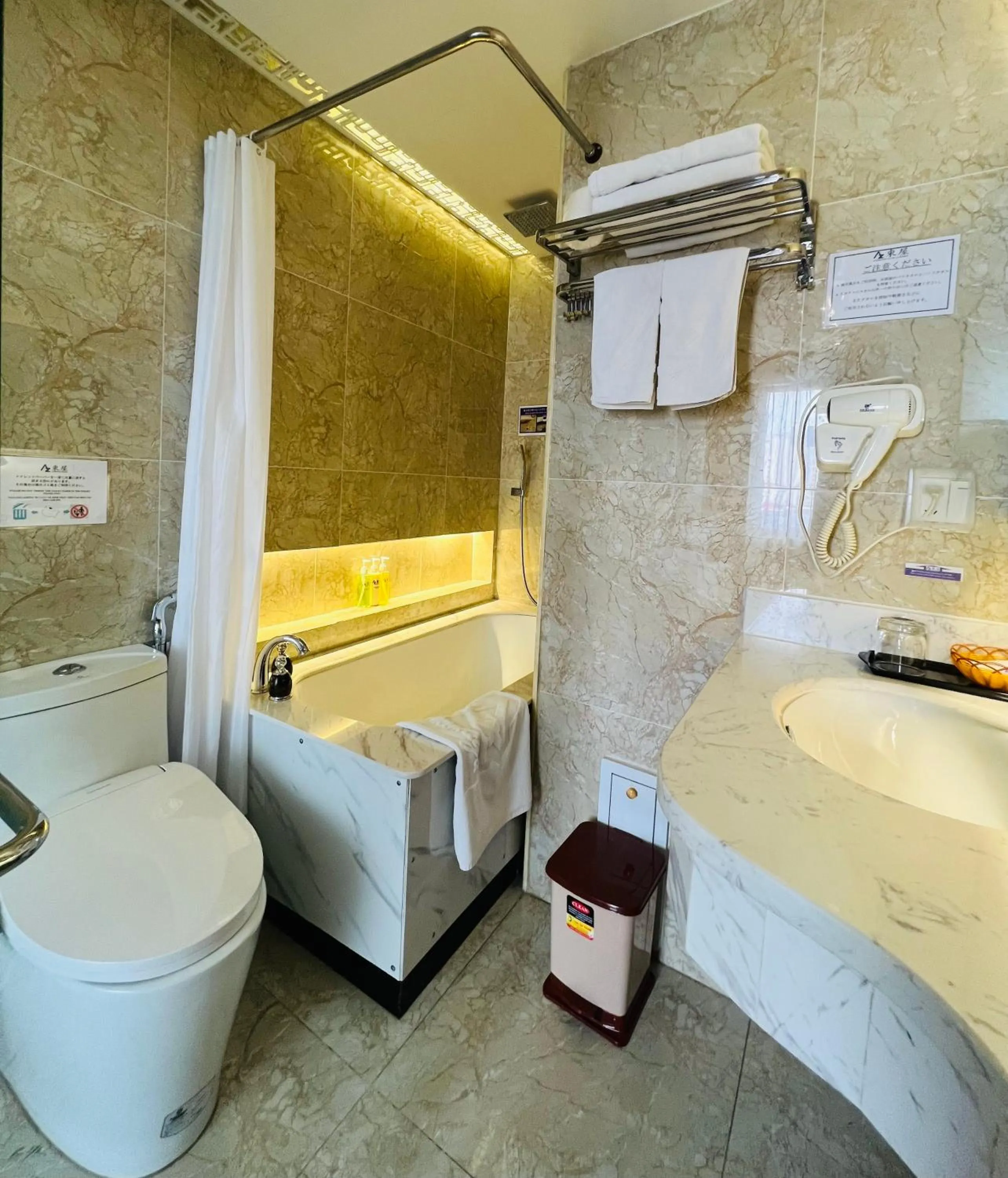 Azumaya Hotel Hai Phong