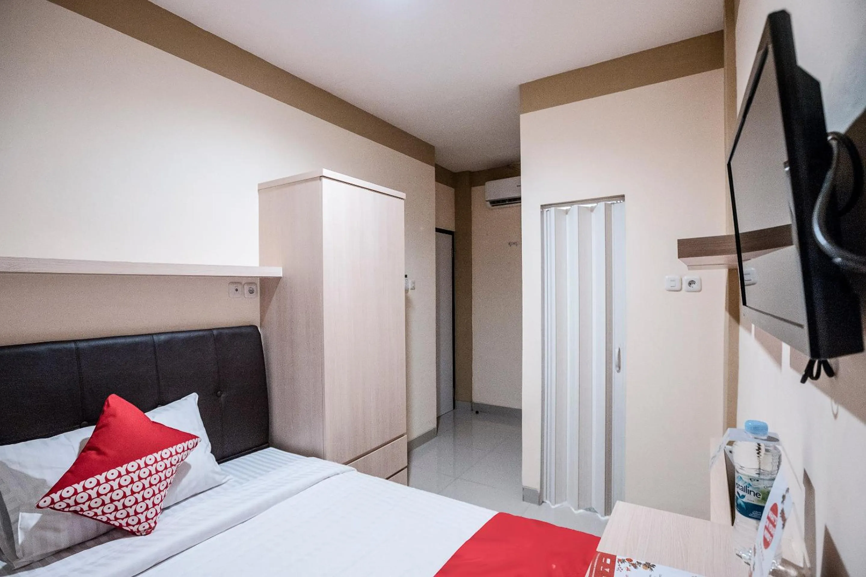 Bedroom, Bed in Hotel O Balcon Biru