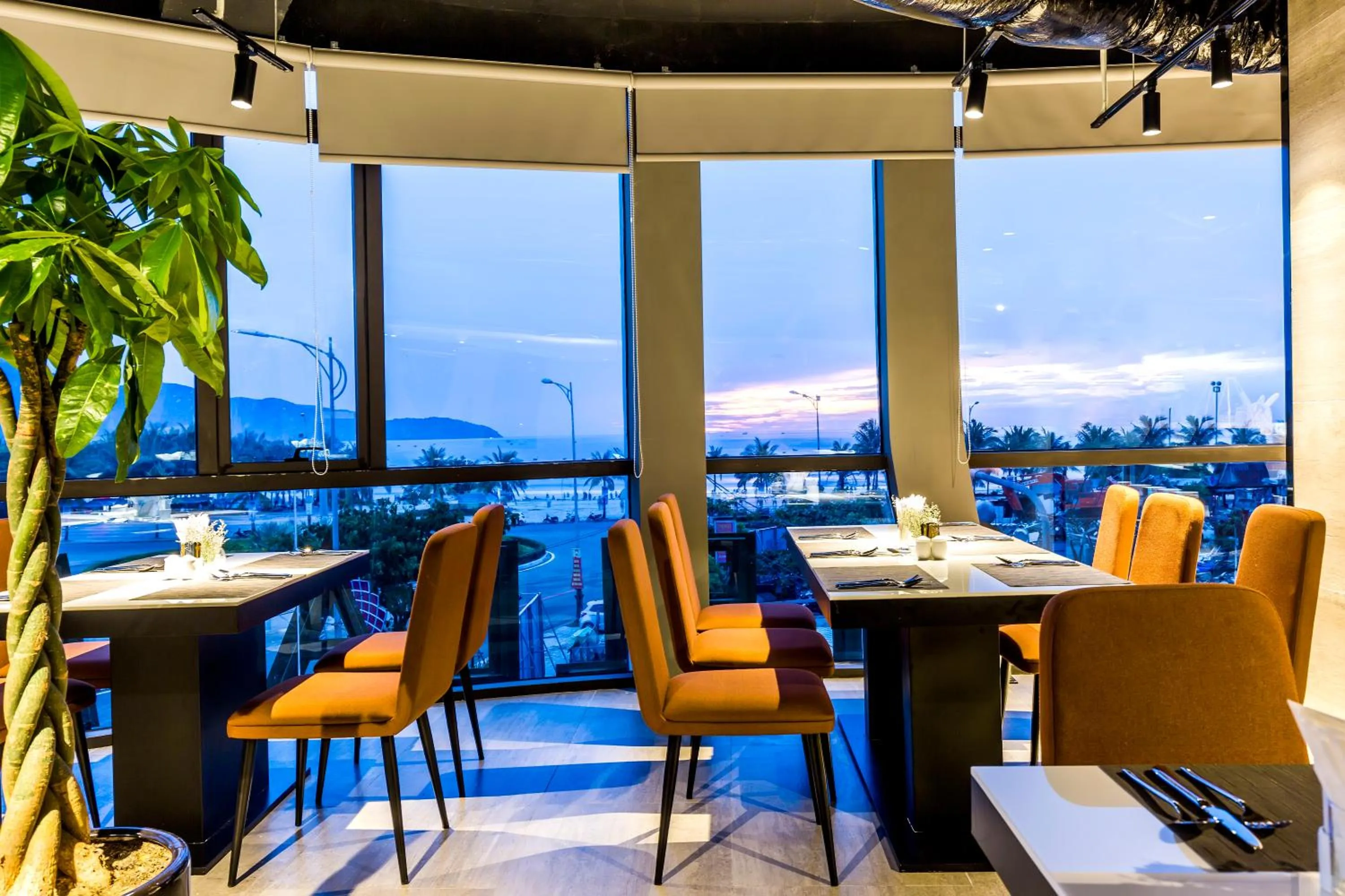 Restaurant/places to eat in Stella Maris Beach Danang