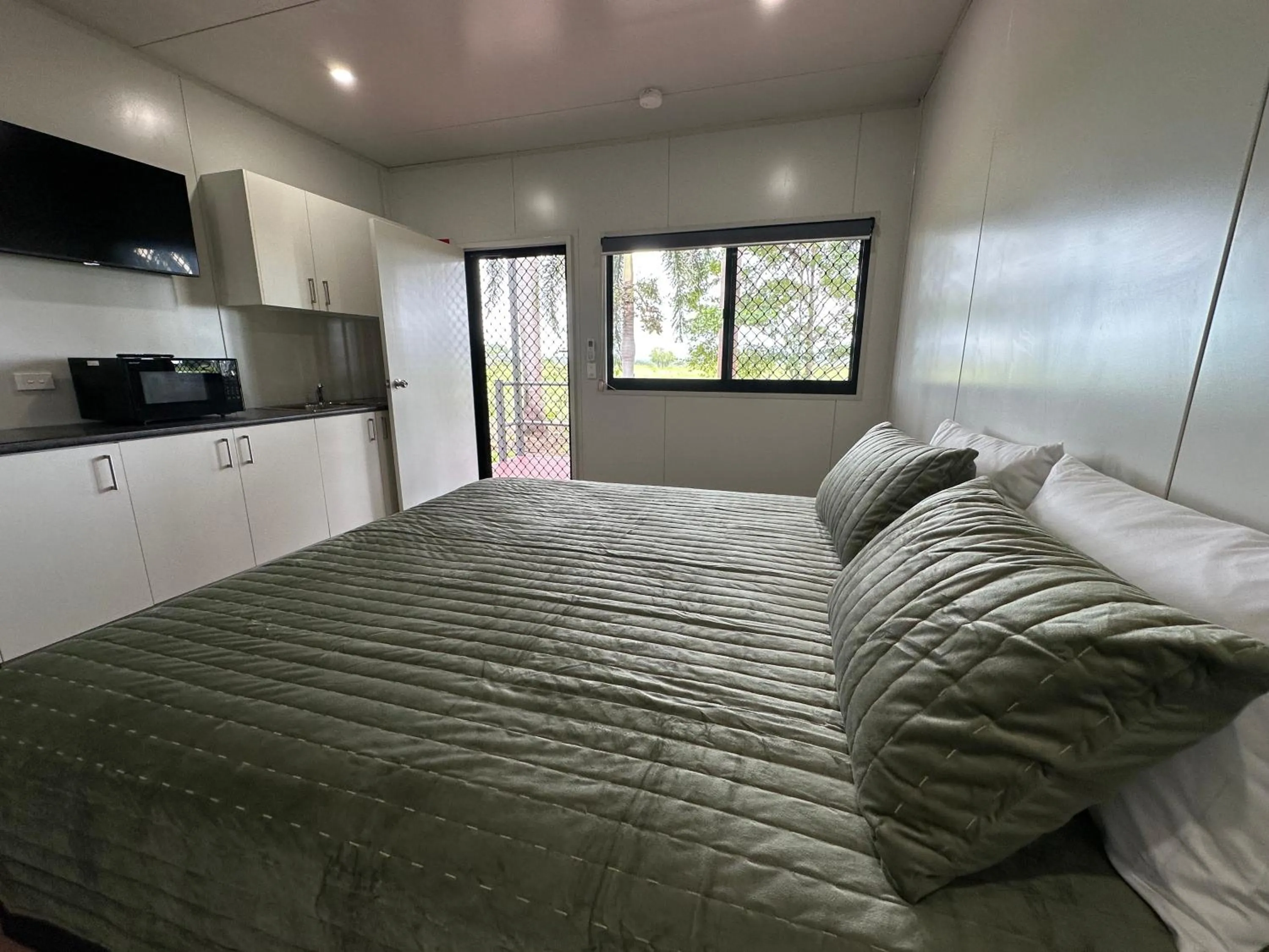 Bed in Noonamah Tourist Park