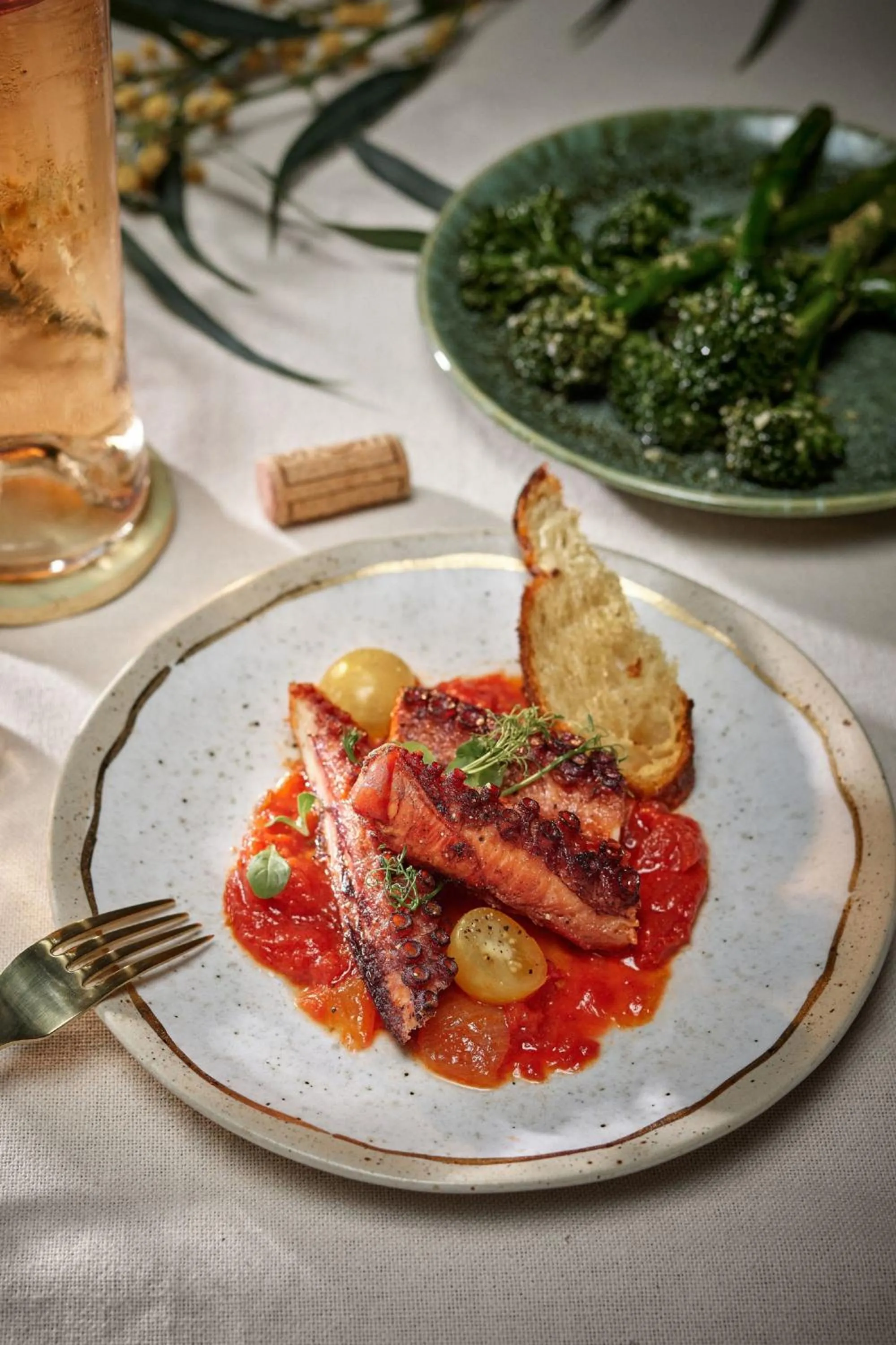 Restaurant/places to eat in W South Beach