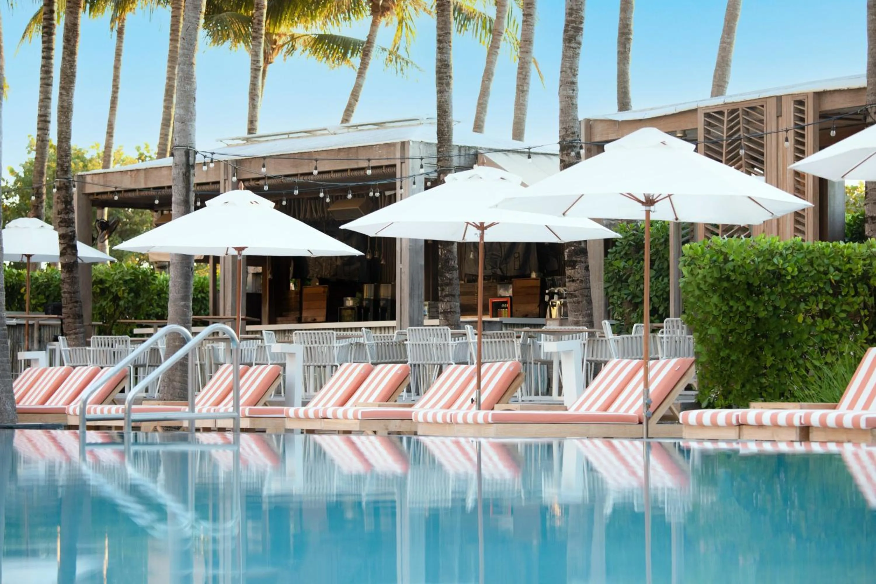 Swimming pool in W South Beach