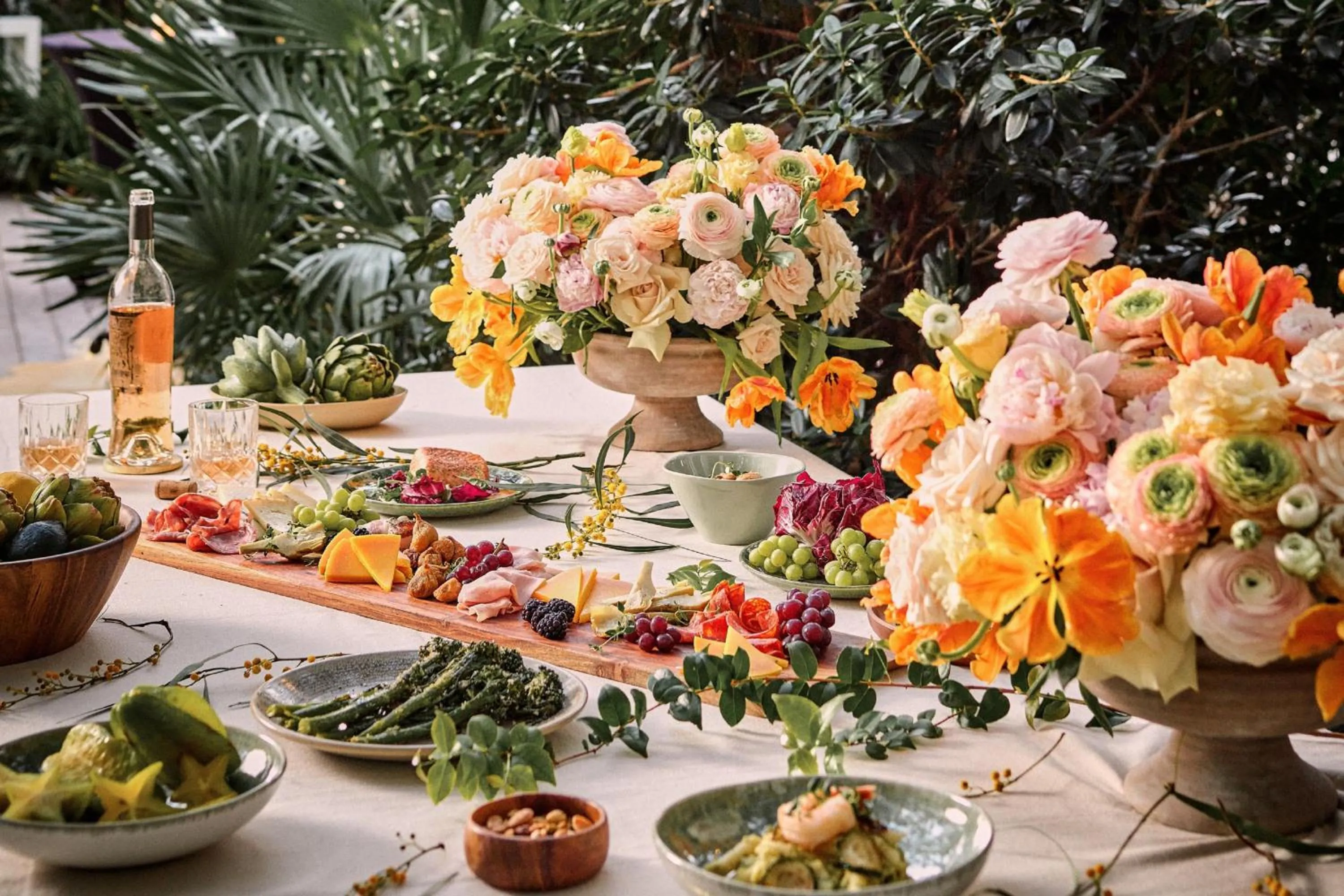 Restaurant/places to eat in W South Beach