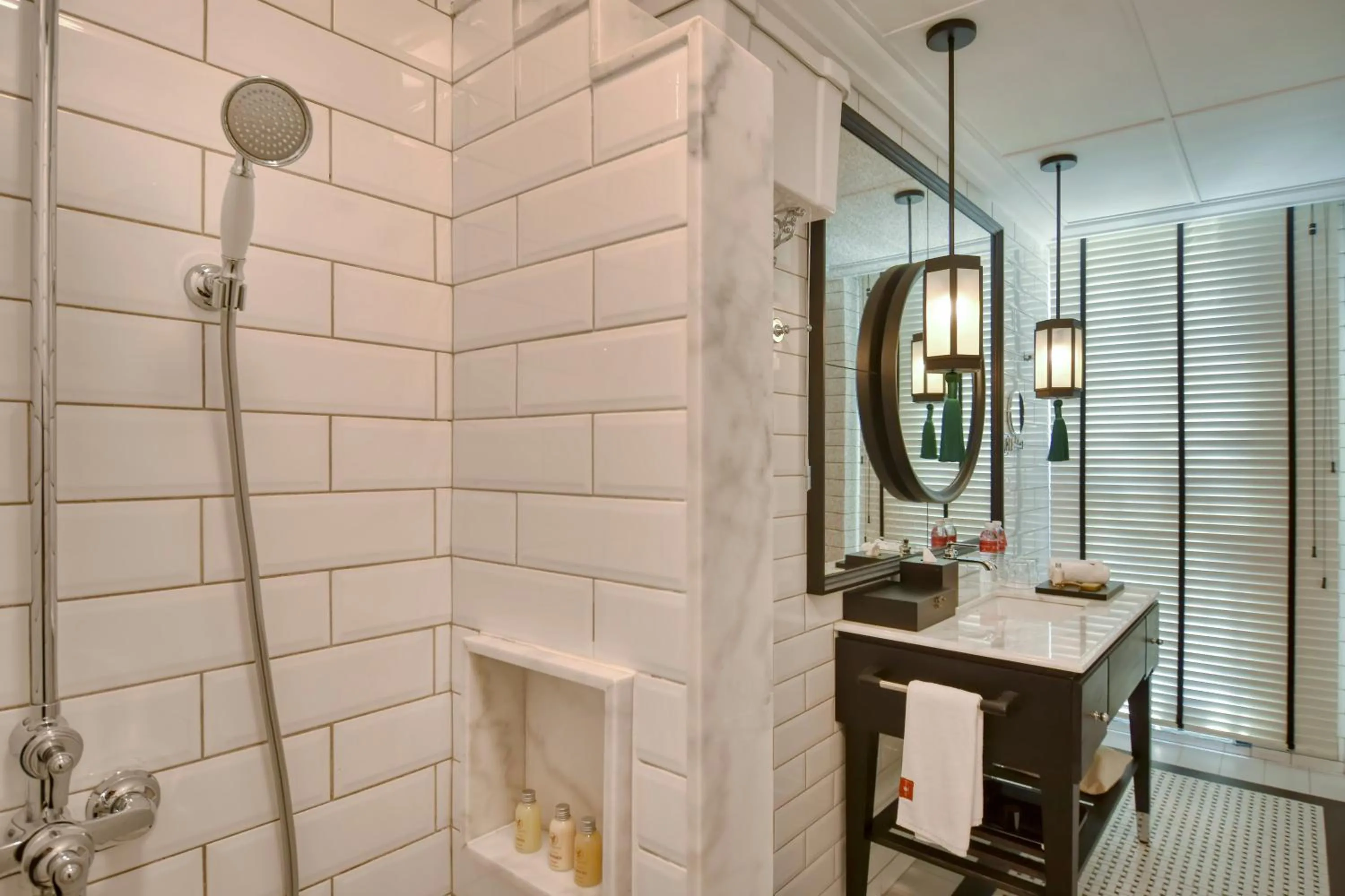 Shower in Liu Men Melaka