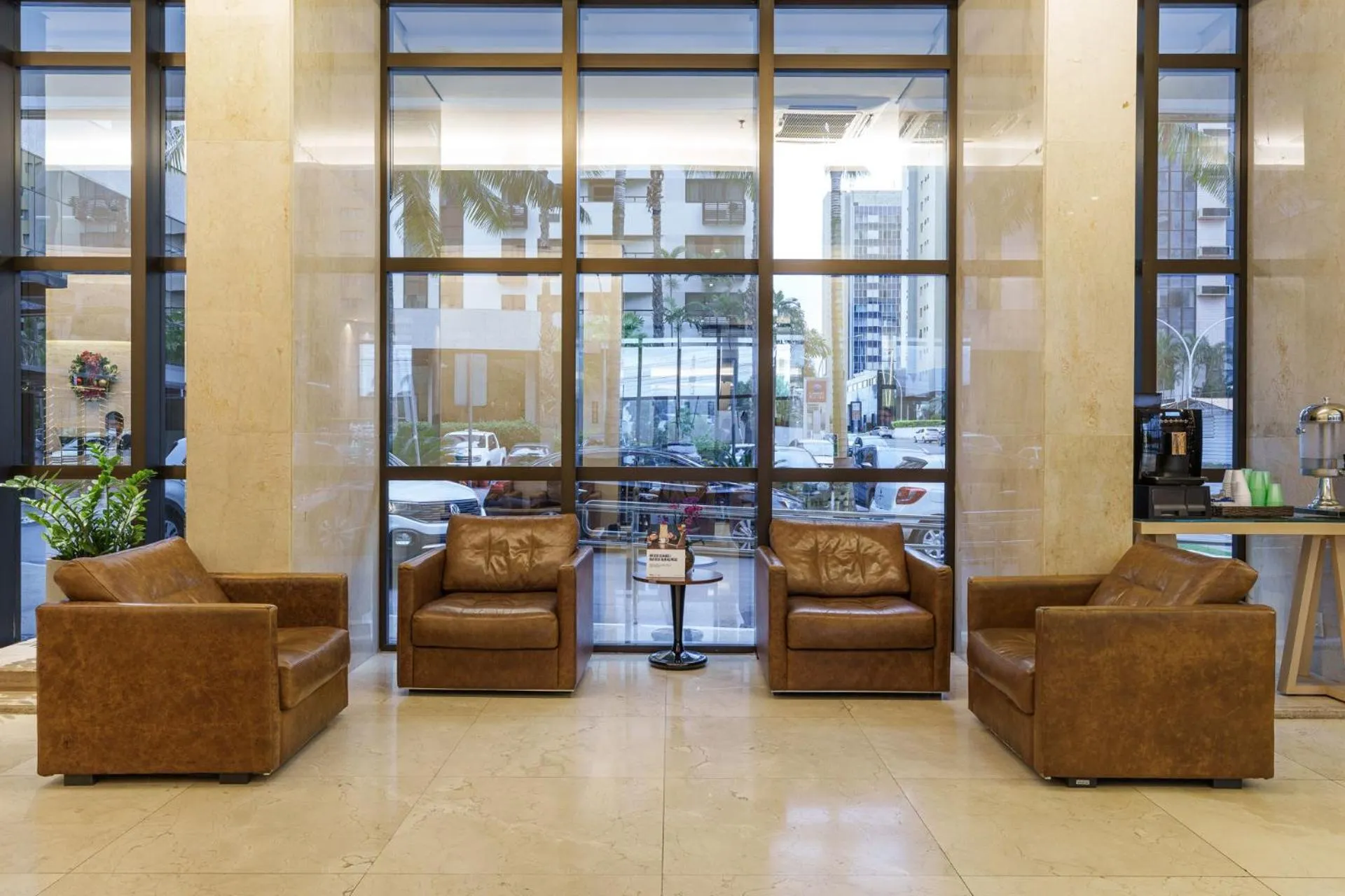 Lobby or reception in Cullinan Hplus Premium