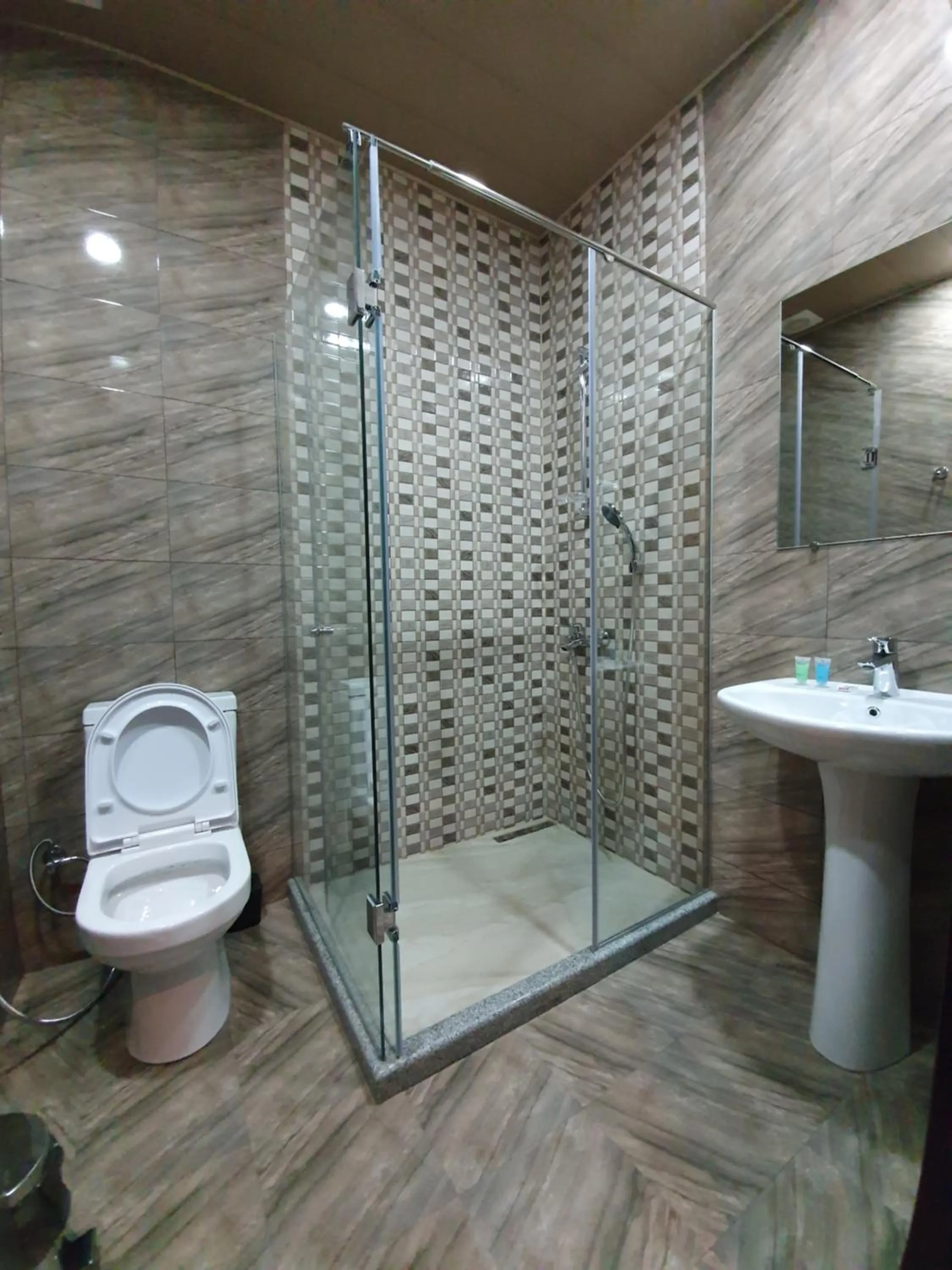 Shower in Hotel Soft