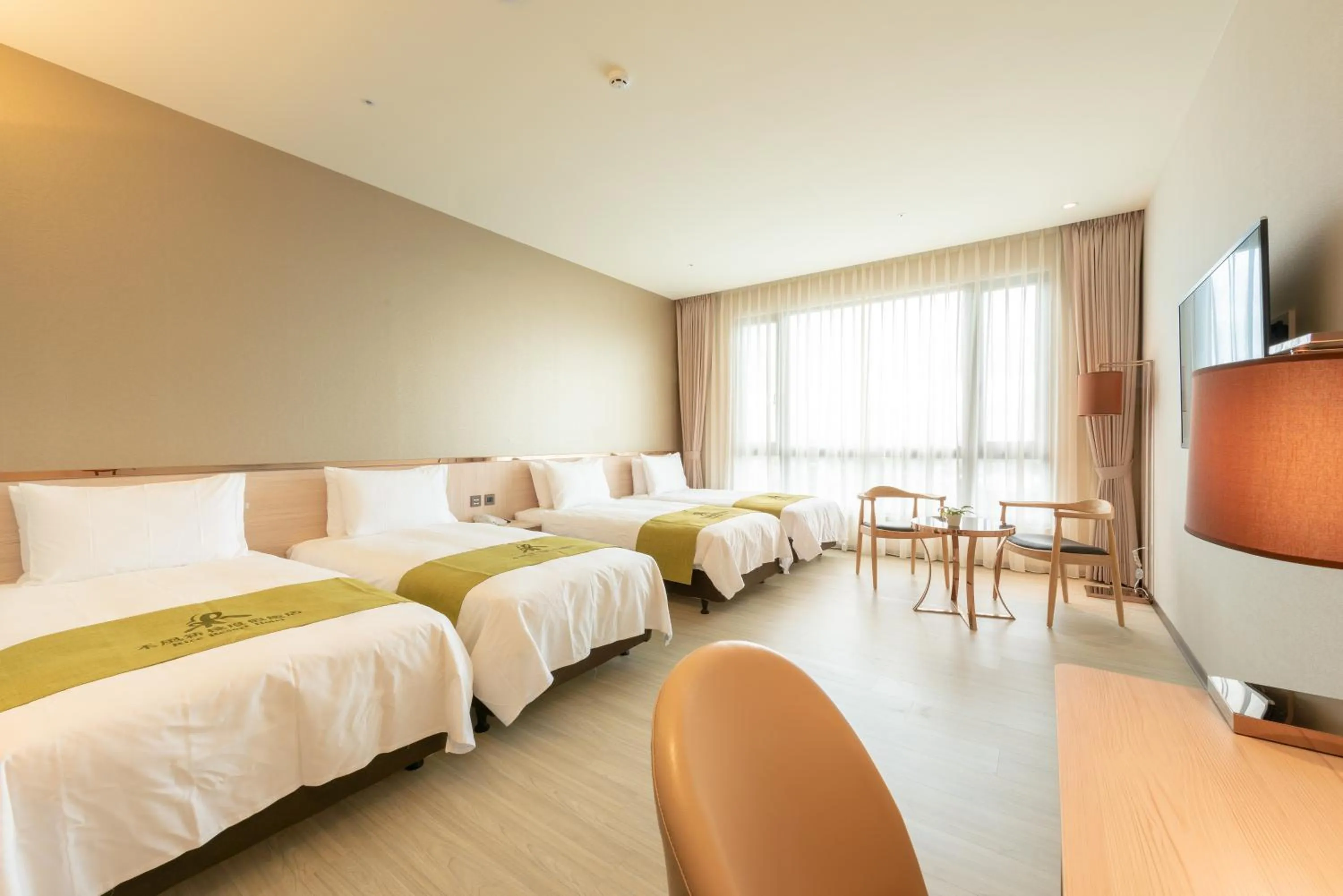 Photo of the whole room, Bed in Rice Resort Hotel