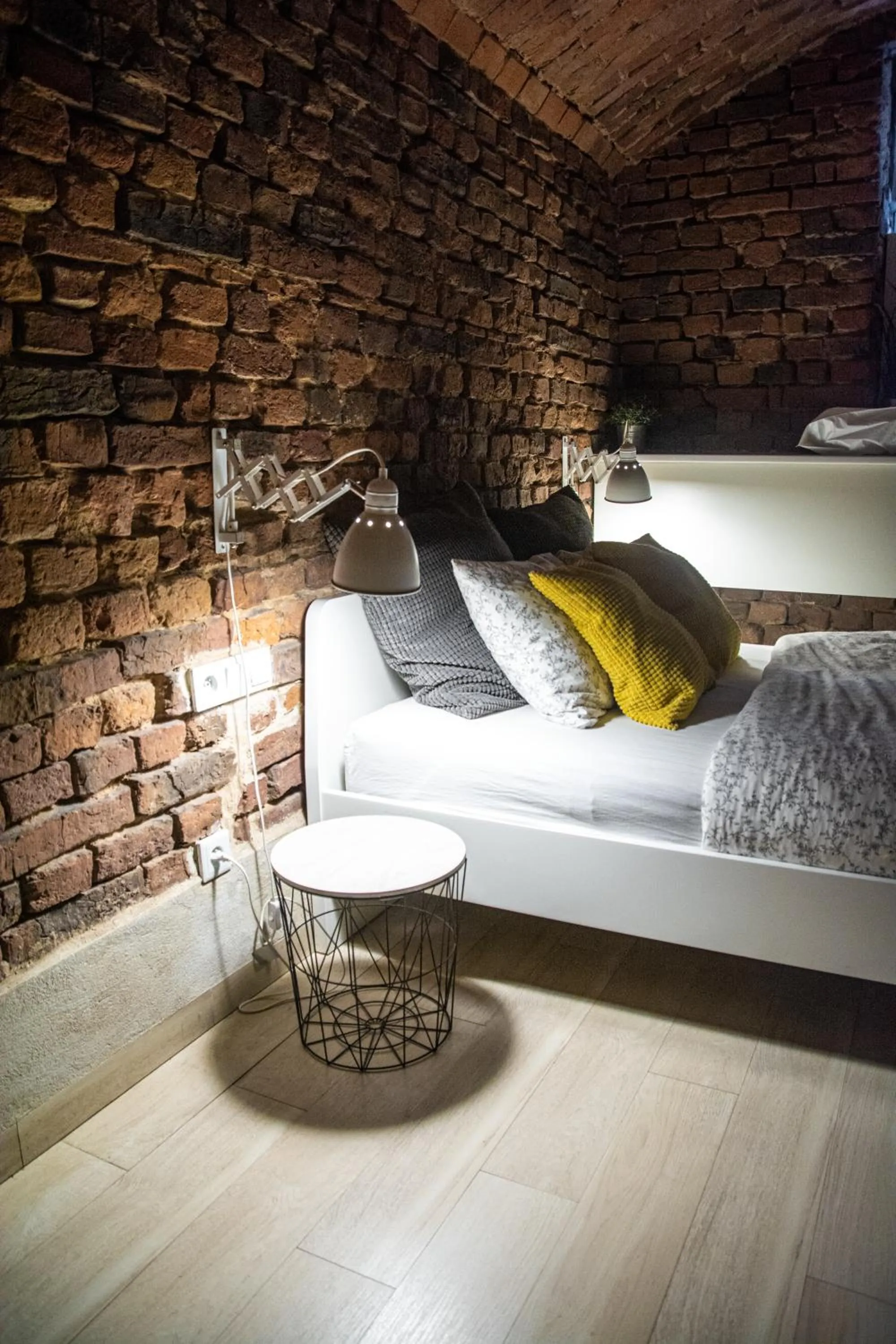 Property building, Bed in LION apartments