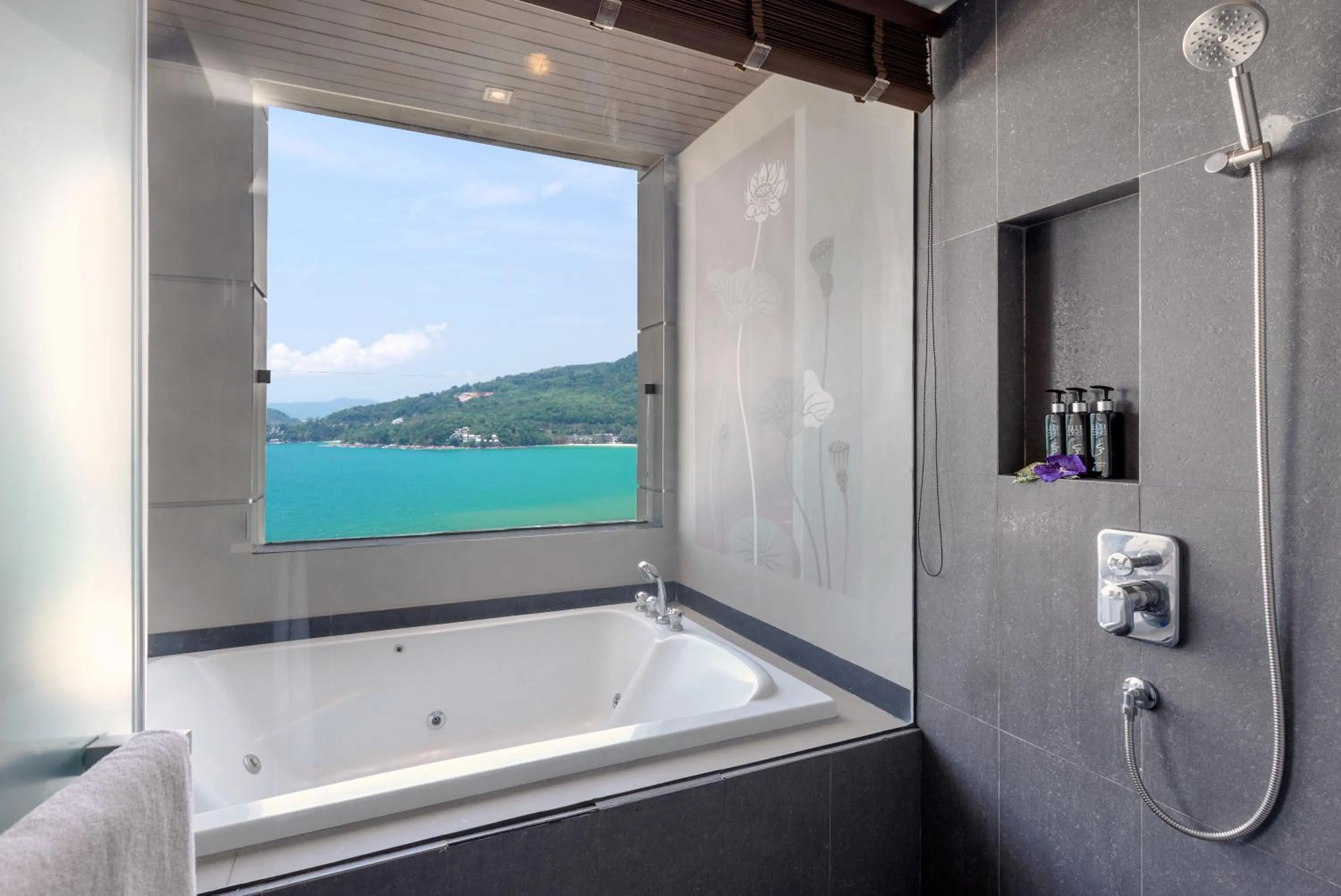 Shower in Cape Sienna Phuket Gourmet Hotel & Villas - SHA Extra Plus