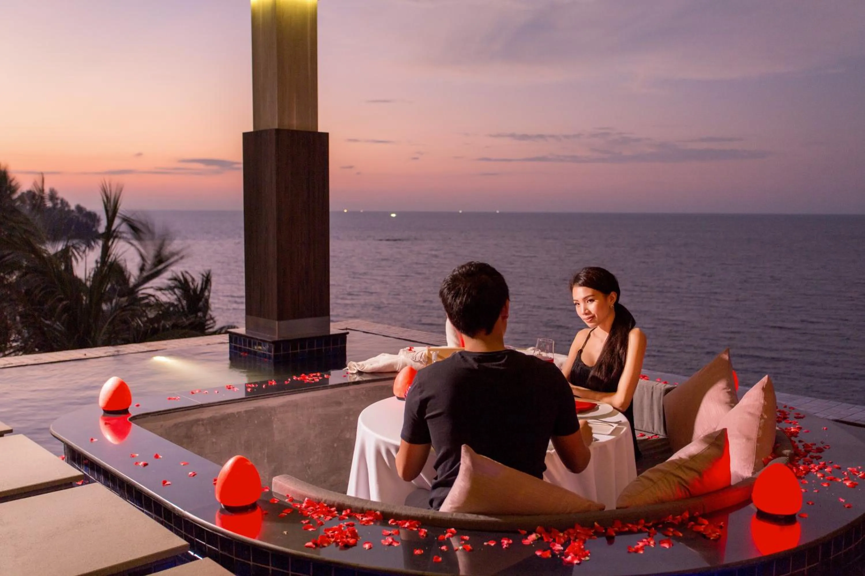 Restaurant/places to eat in Cape Sienna Phuket Gourmet Hotel & Villas - SHA Extra Plus