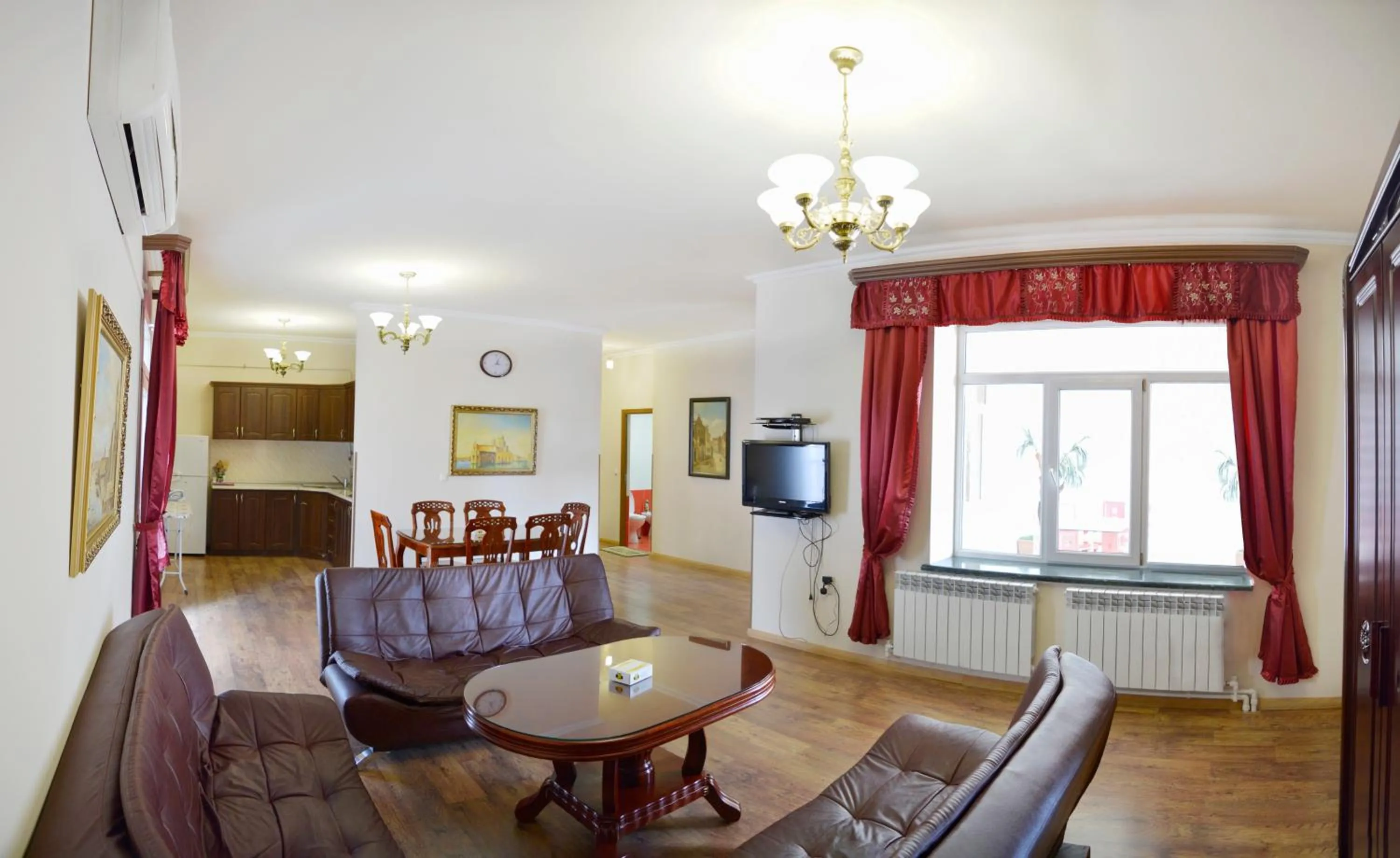 Seating area in Family Hotel