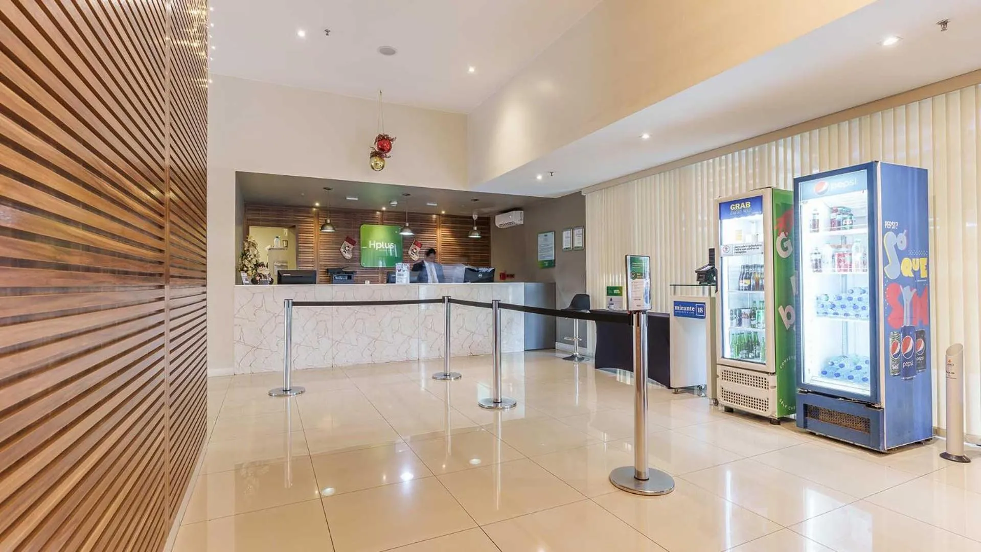 Lobby or reception in Fusion Hplus Express +