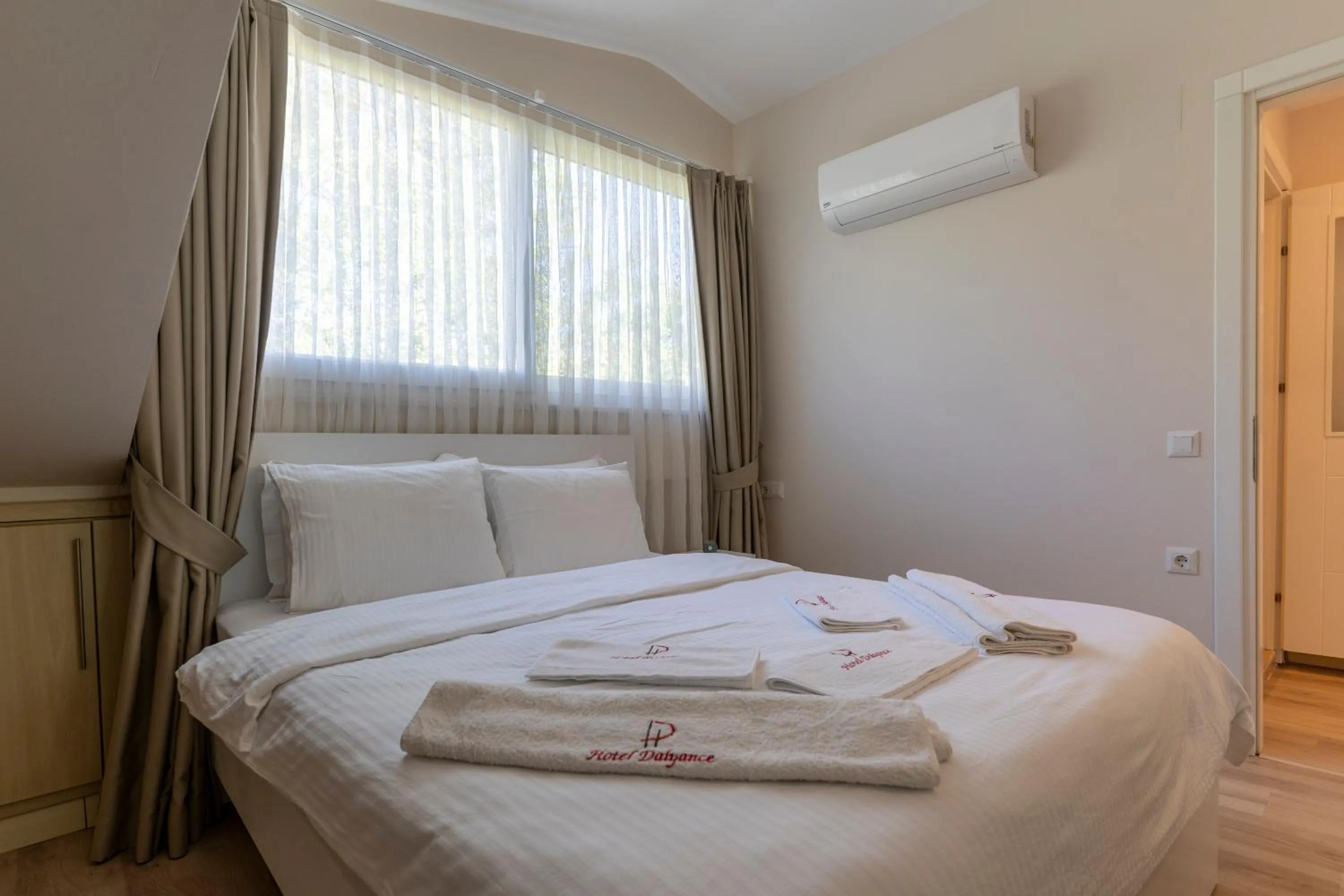 Bed in HOTEL DALYANCE