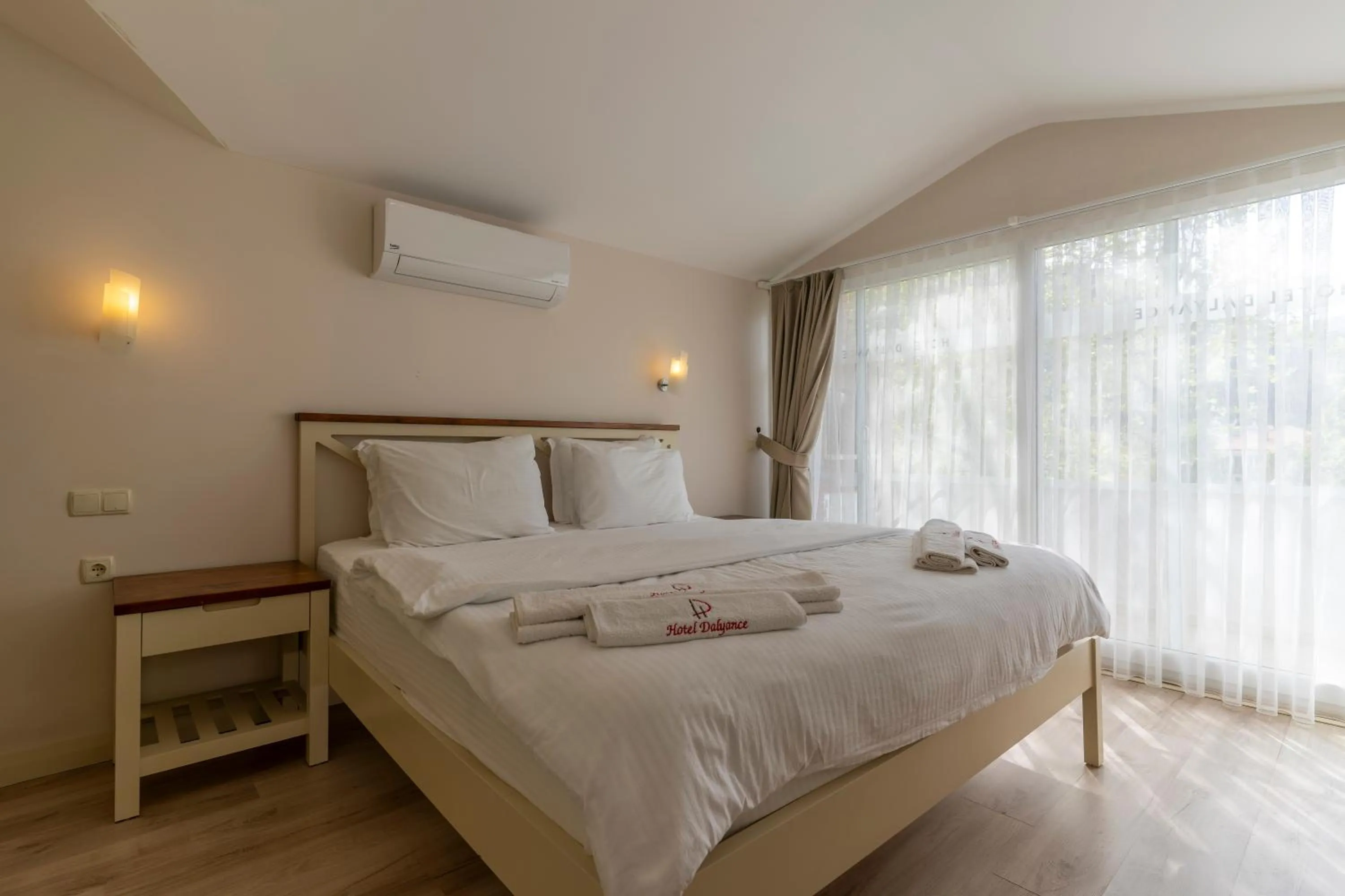 Bed in HOTEL DALYANCE