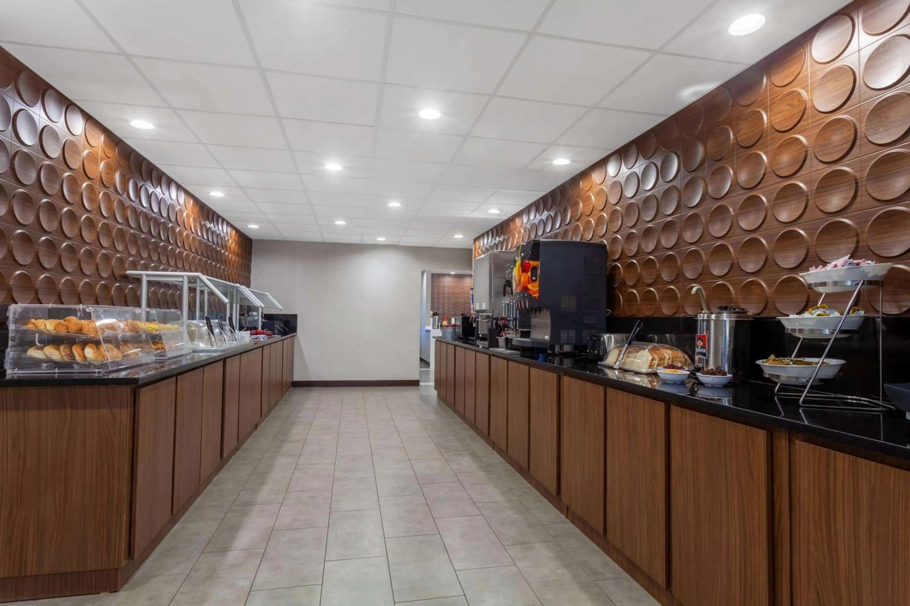 Restaurant/places to eat in Nobile Hotel Parkway at Celebration Orlando Very Close to Disney Theme Parks