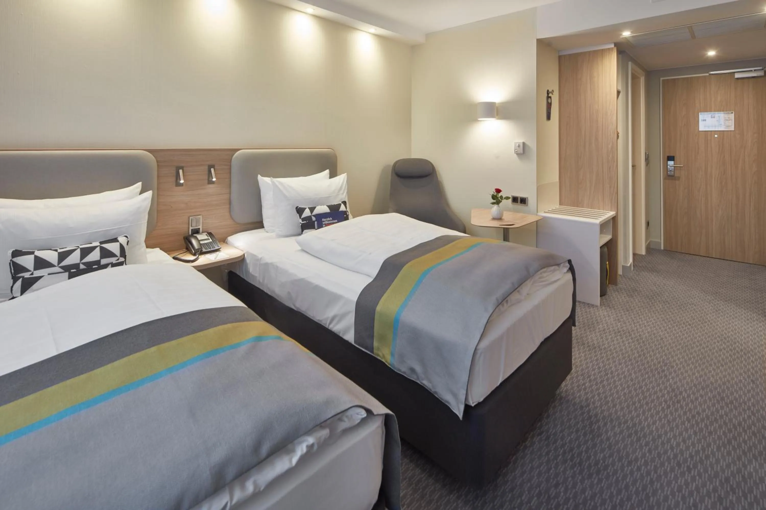 Photo of the whole room, Bed in Holiday Inn Express - Merzig by IHG