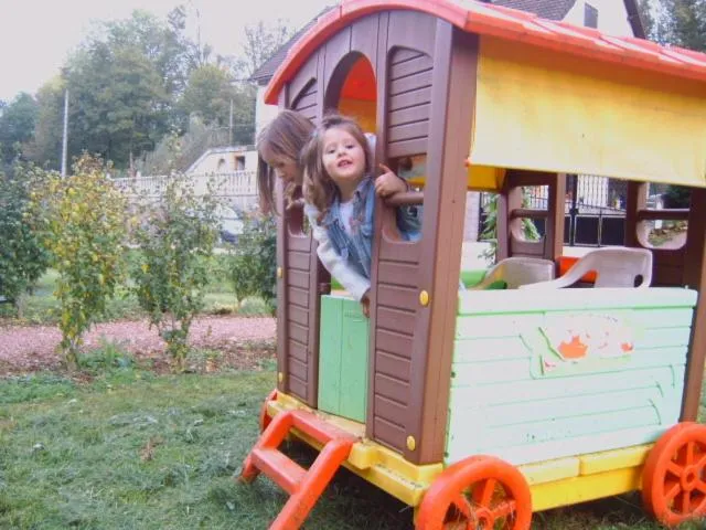 Children play ground in Les Roulottes de Maufront