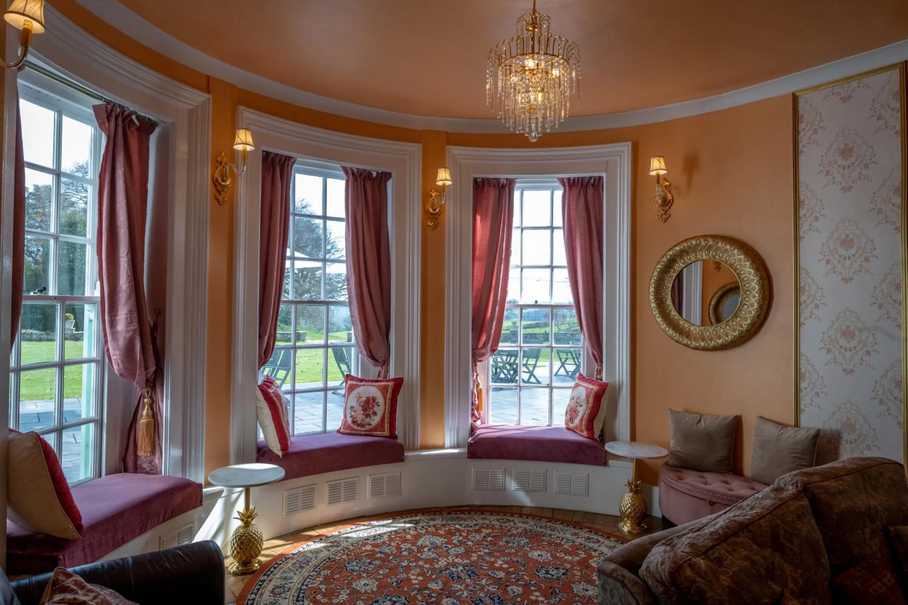 Lounge or bar, Bed in Croydon Hall