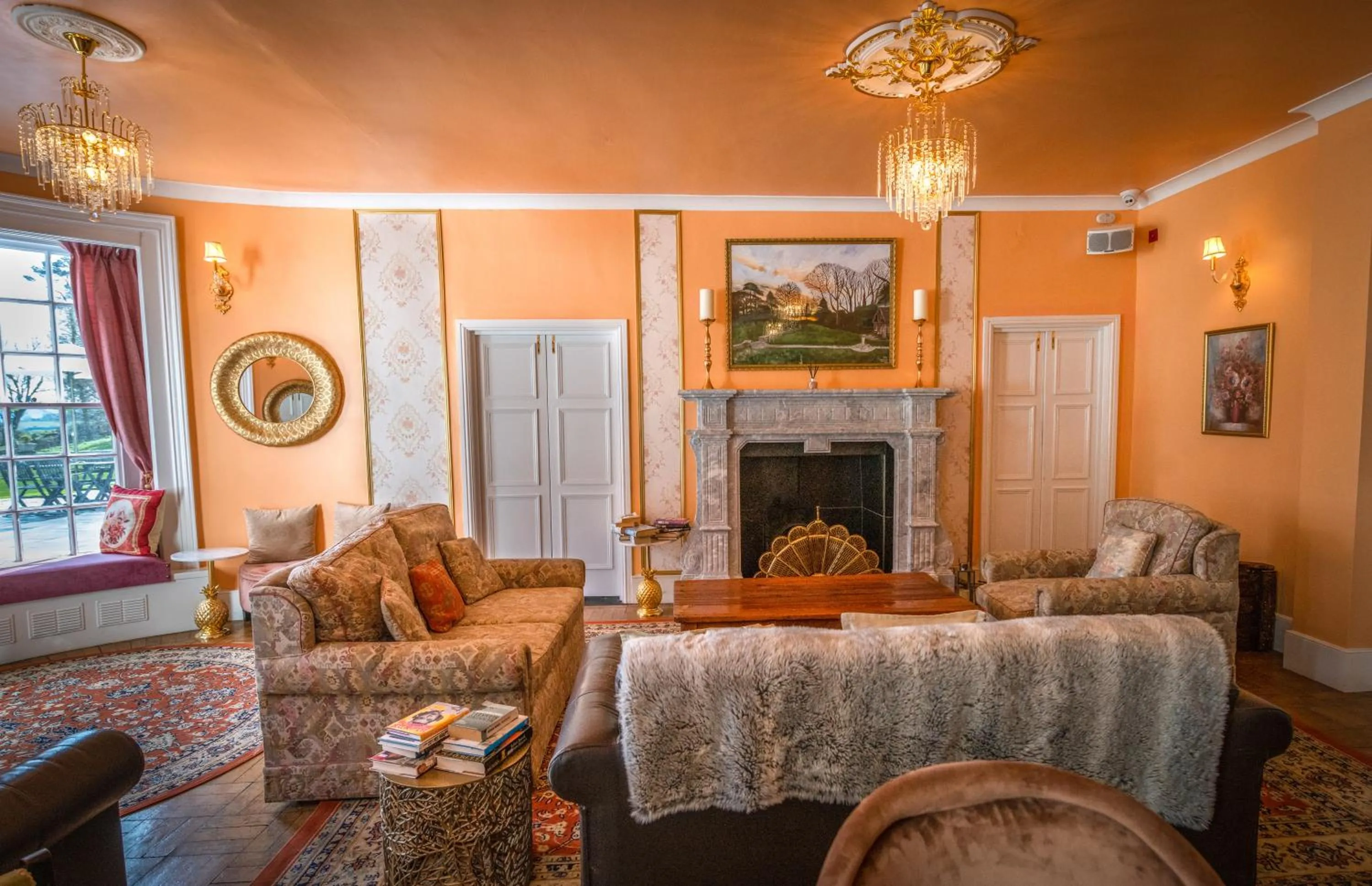 Lounge or bar in Croydon Hall