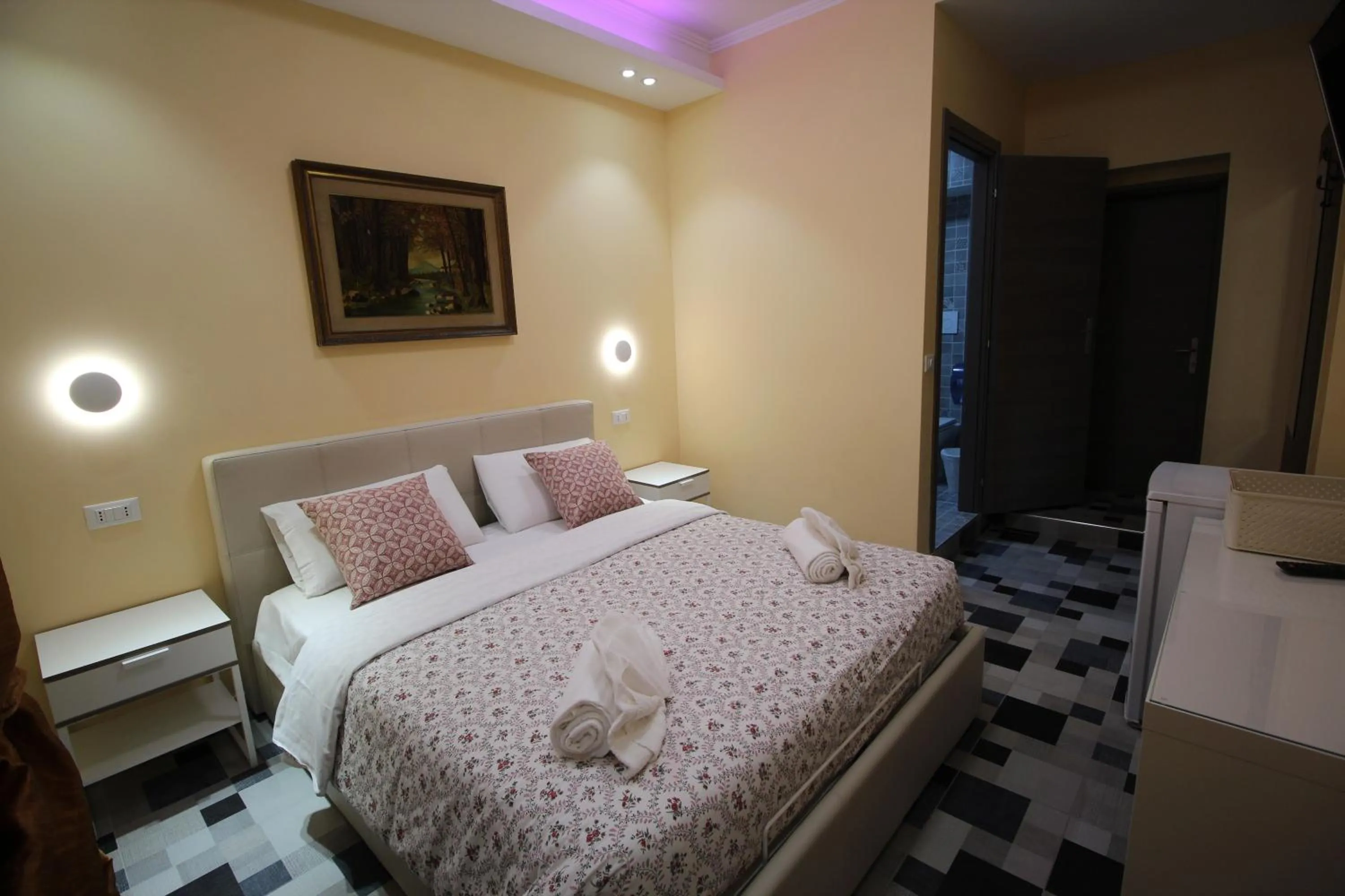 Bed in Quest House Lihong