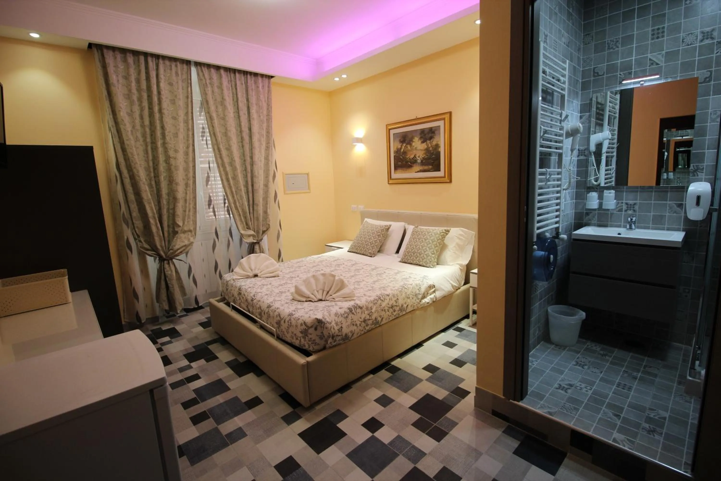 Bed in Quest House Lihong
