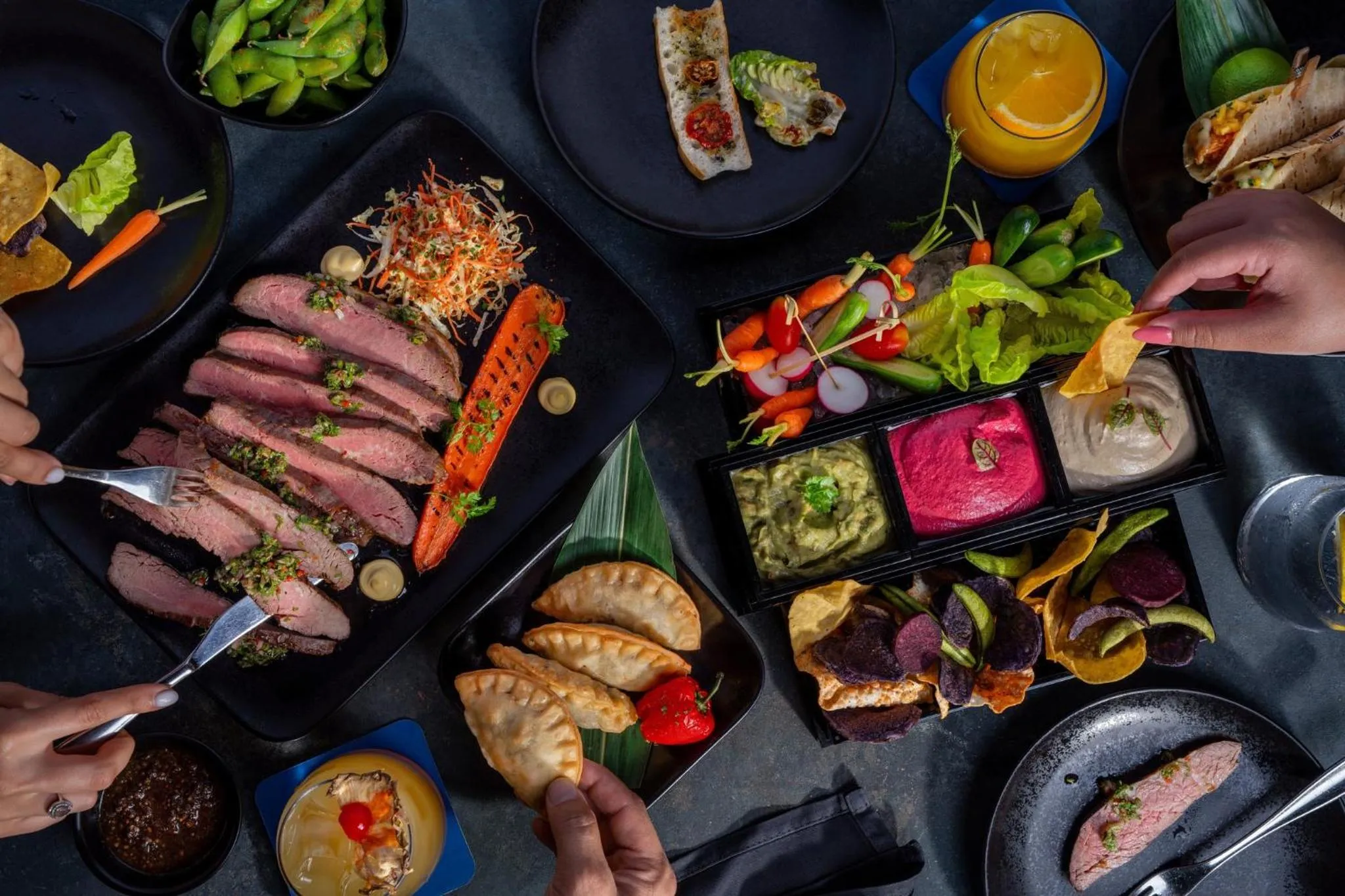 Restaurant/places to eat in Yas Plaza Marina by IHG