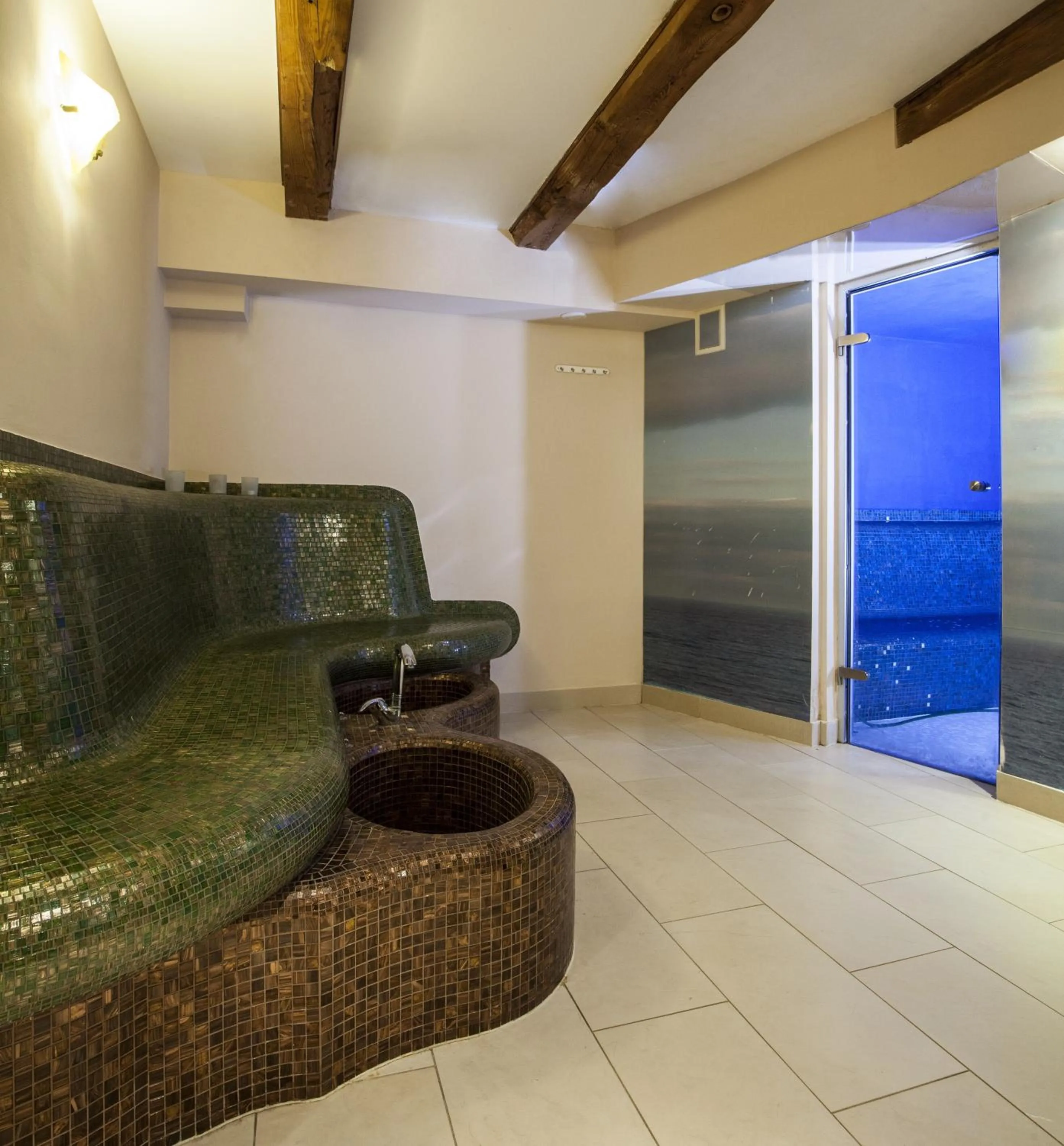 Seating area in Hotel Lubicz