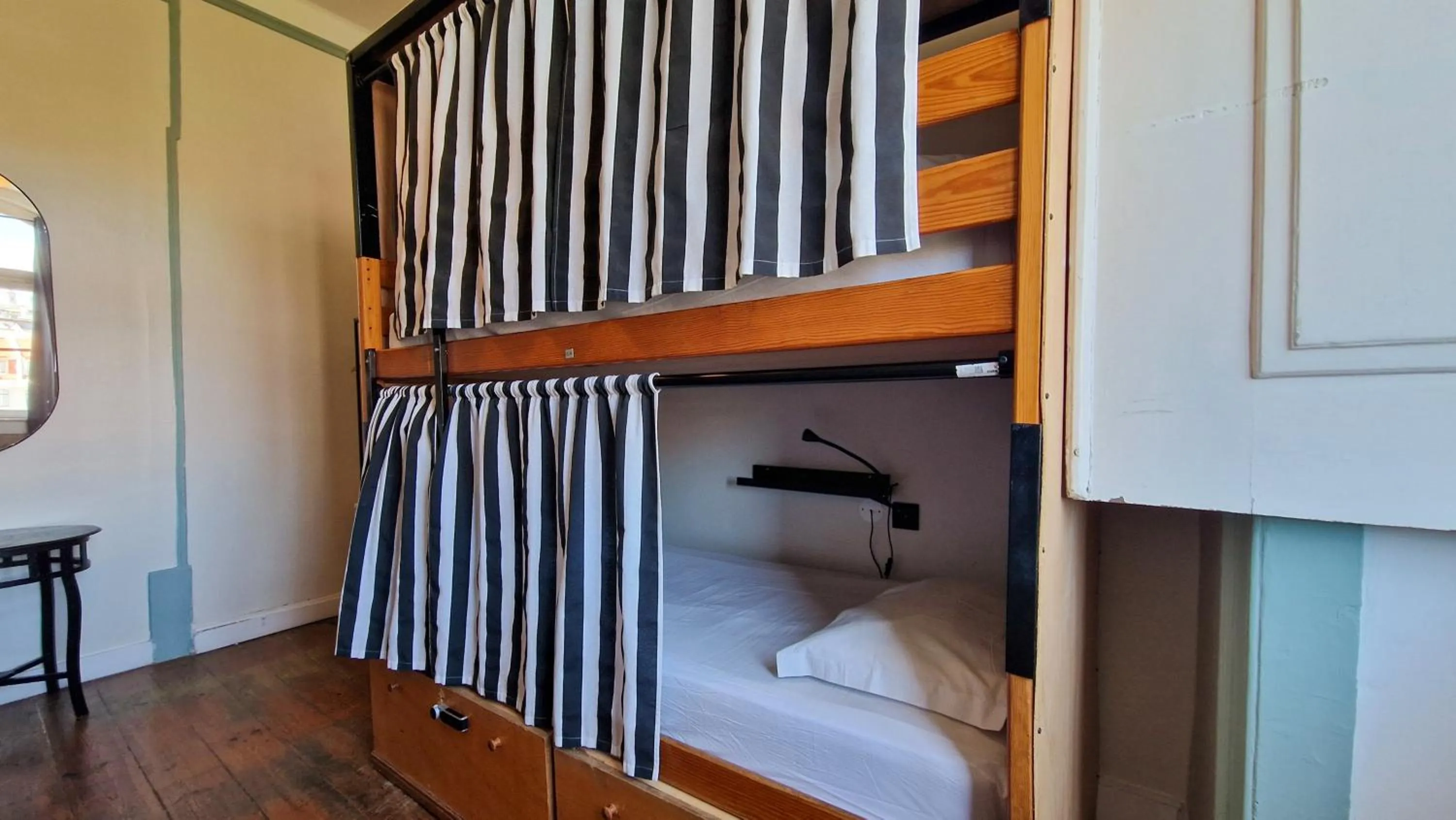 bunk bed, Bed in Rossio Hostel