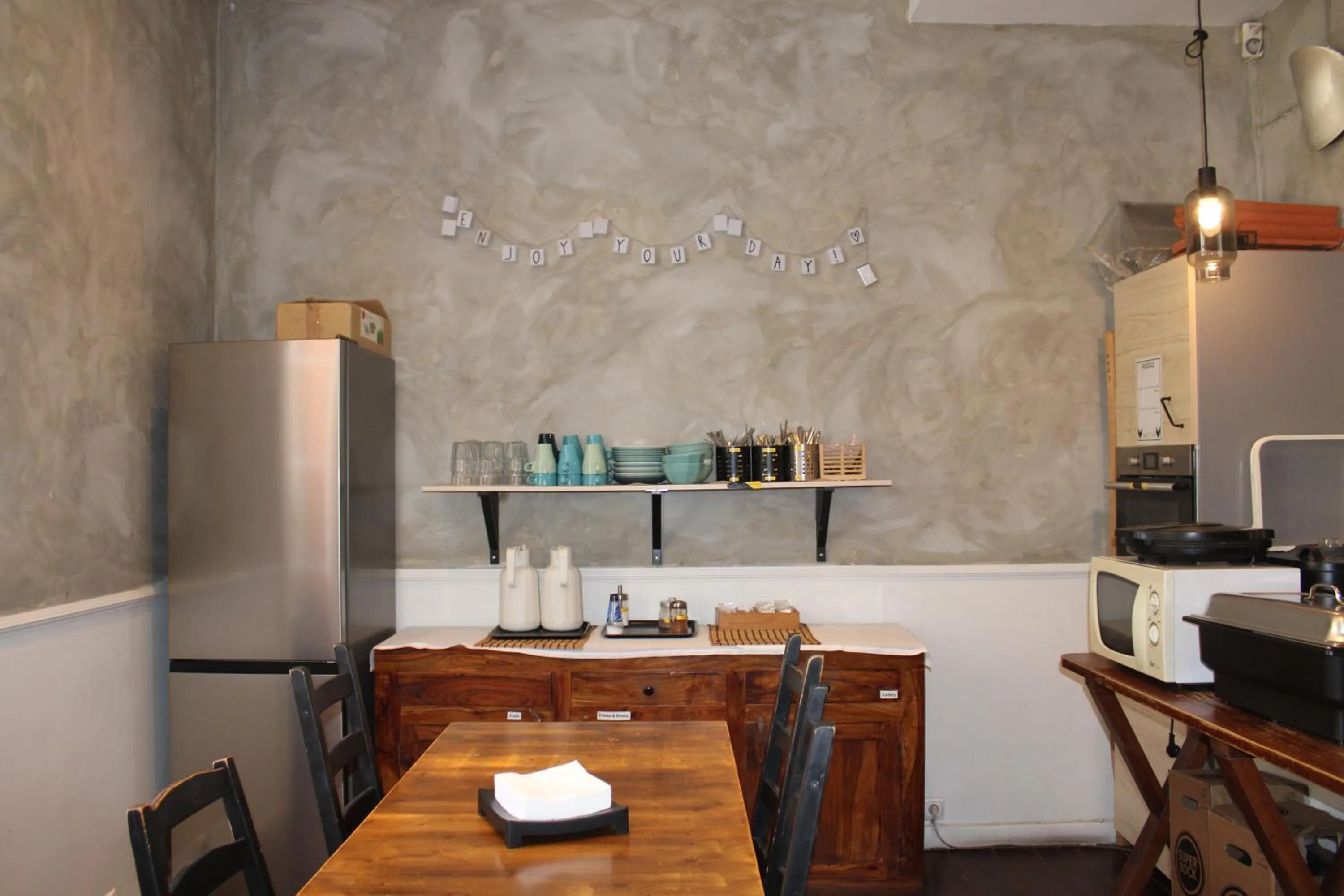 Kitchen or kitchenette in Rossio Hostel