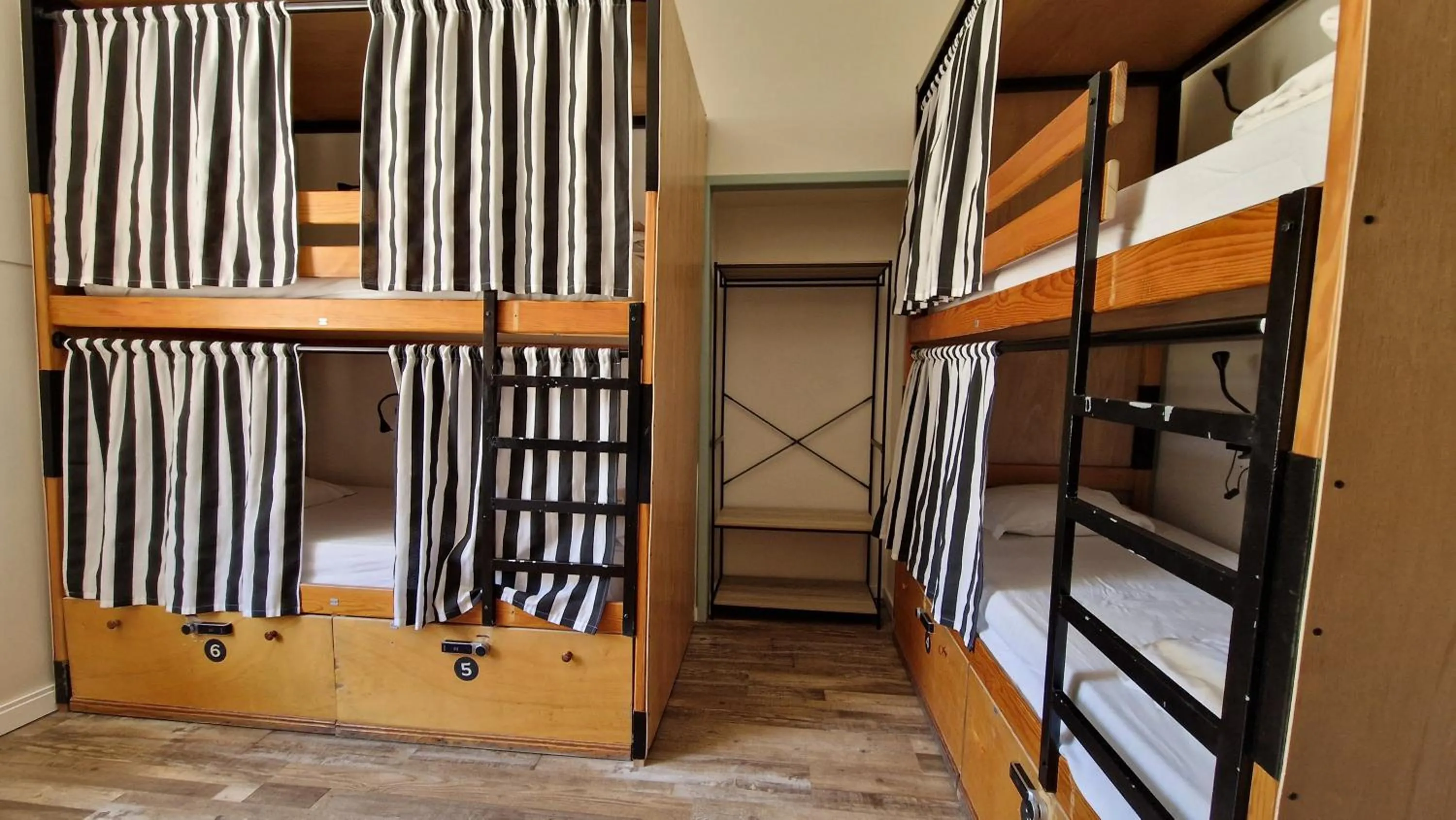 bunk bed, Bed in Rossio Hostel
