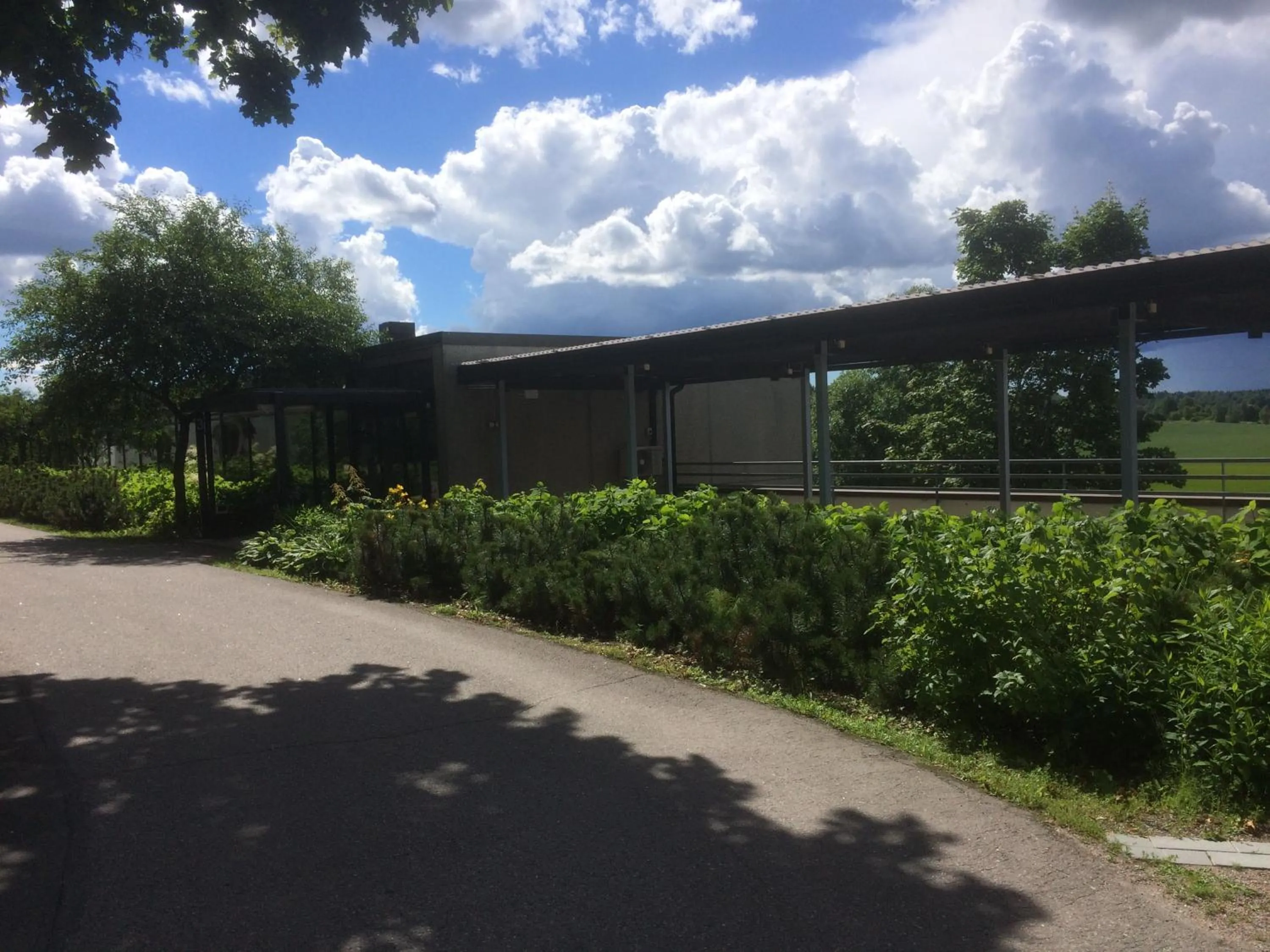 Property building in Hämeenkylän Kartano