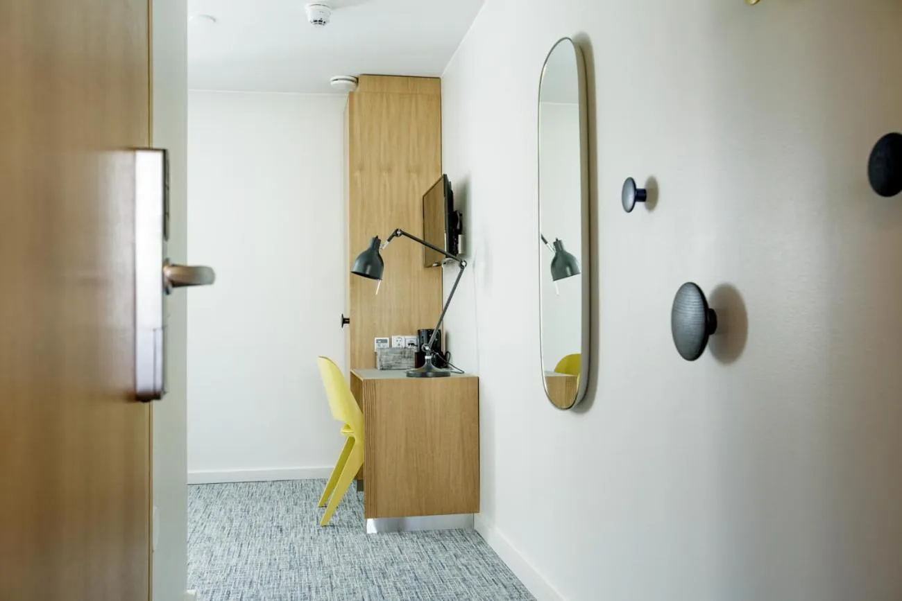 Photo of the whole room in Hämeenkylän Kartano