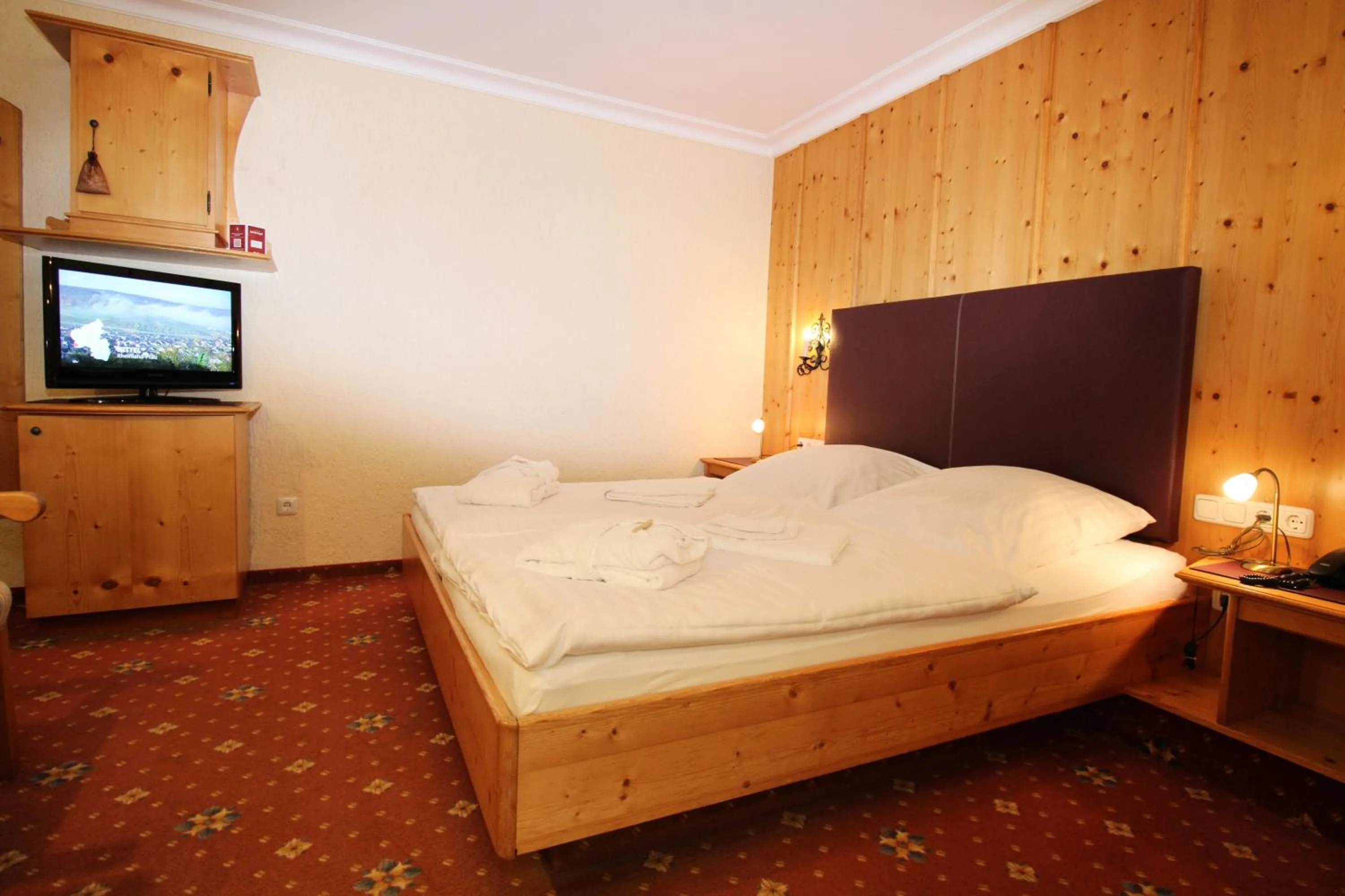 Bed in Hotel & Residence Hochriegel