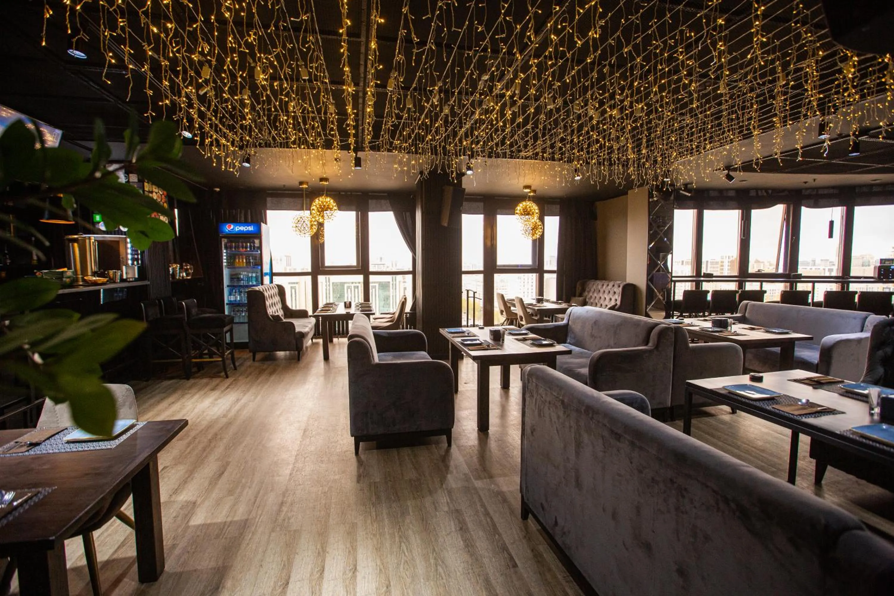 Restaurant/places to eat in Altyn Eco Park