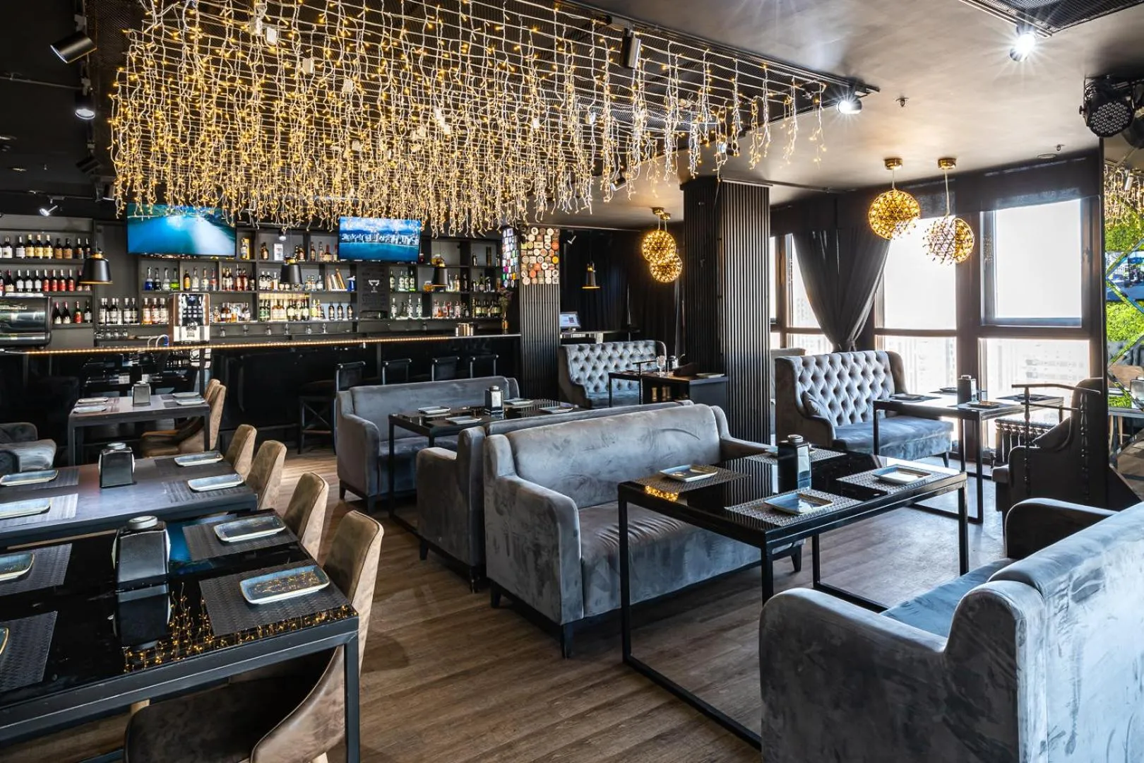 Restaurant/places to eat in Altyn Eco Park