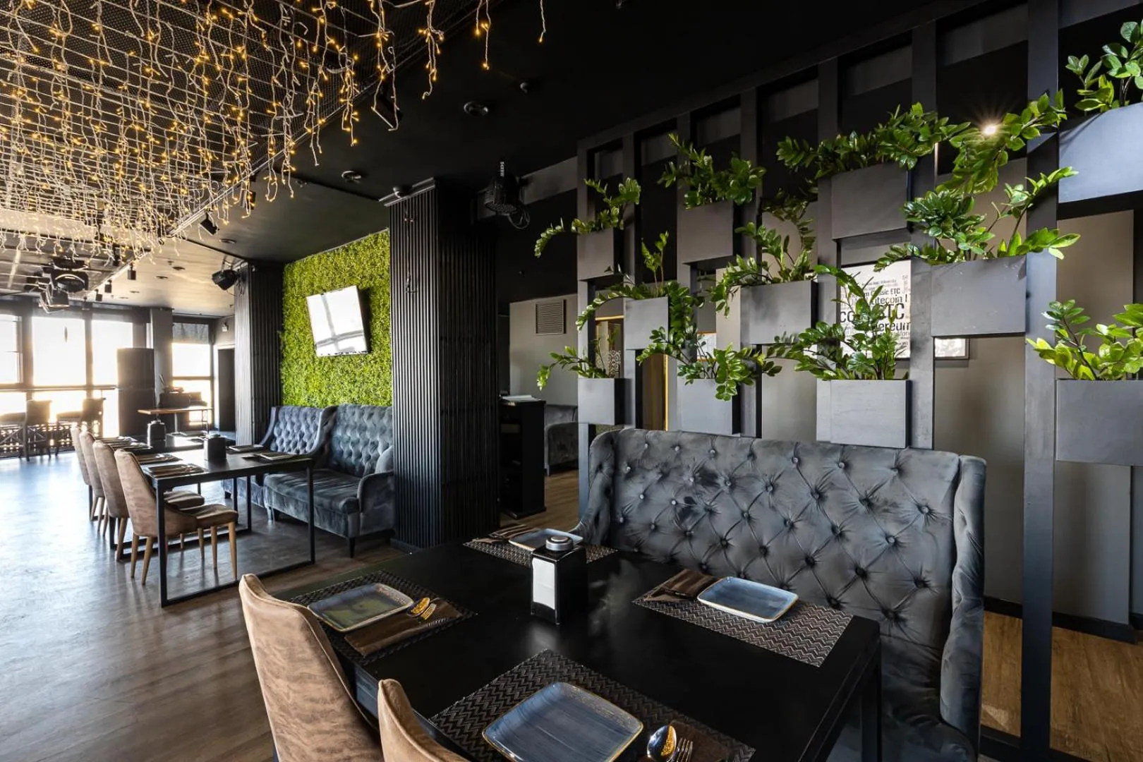 Restaurant/places to eat in Altyn Eco Park