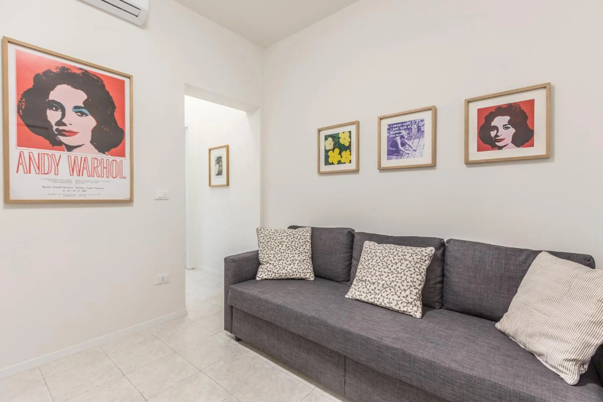 Marilyn The Place Apartments