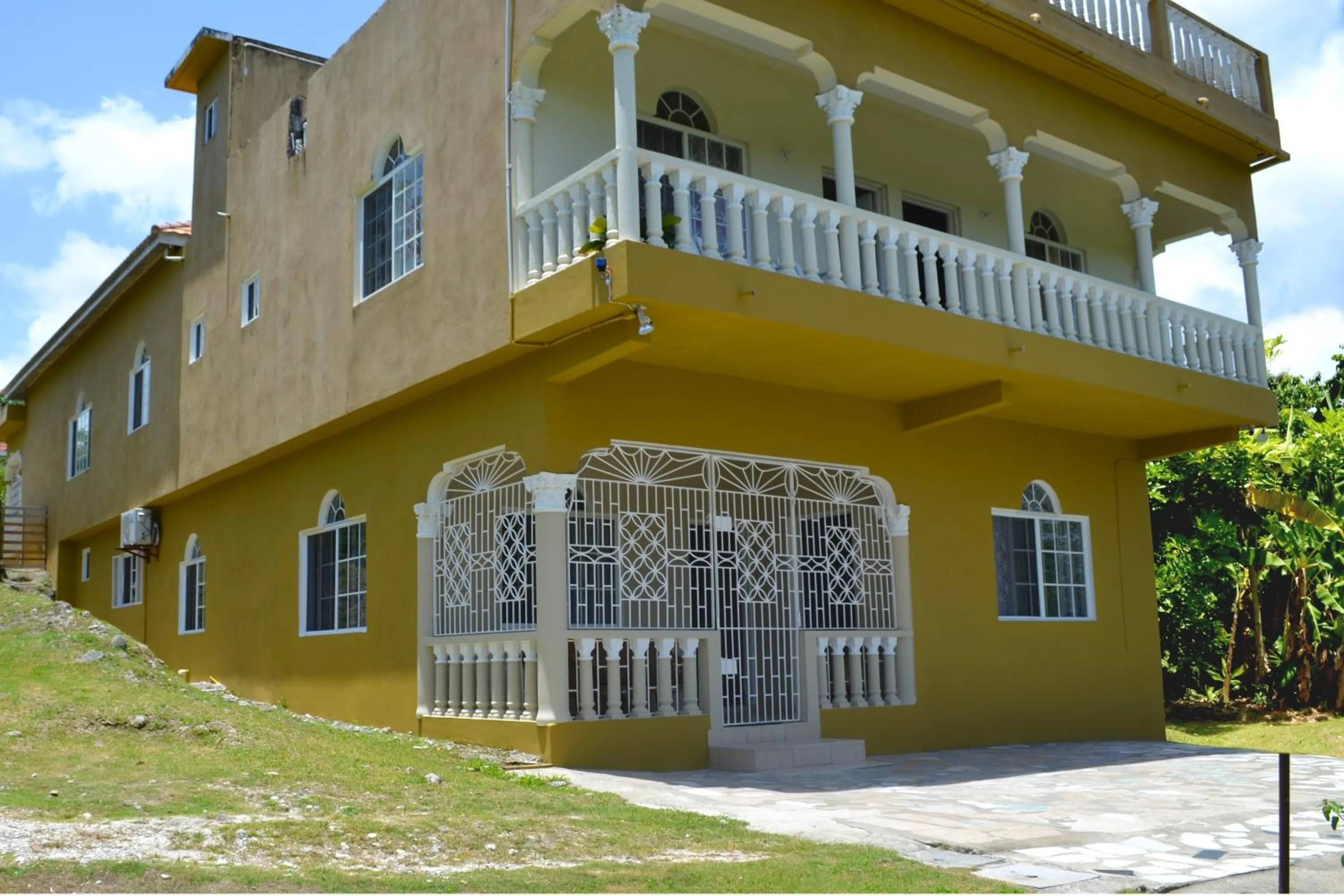 Property building in Cozy Locale - Gold