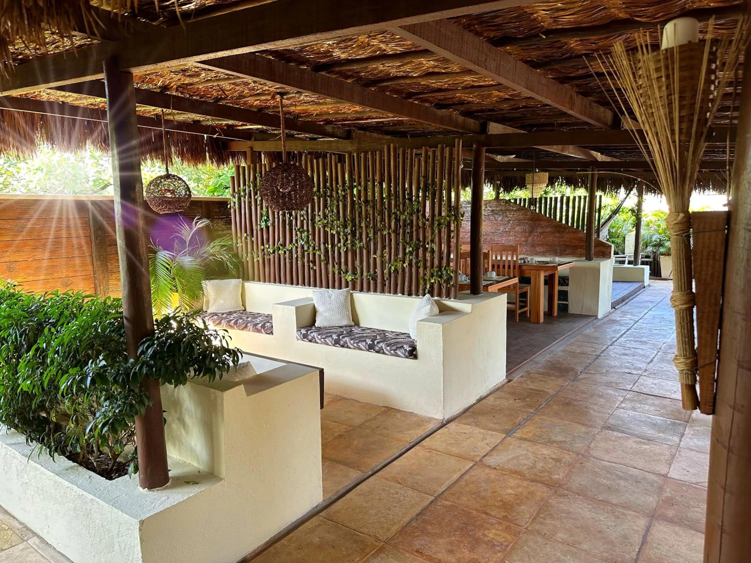 Seating area in Pousada Oasis Paracuru