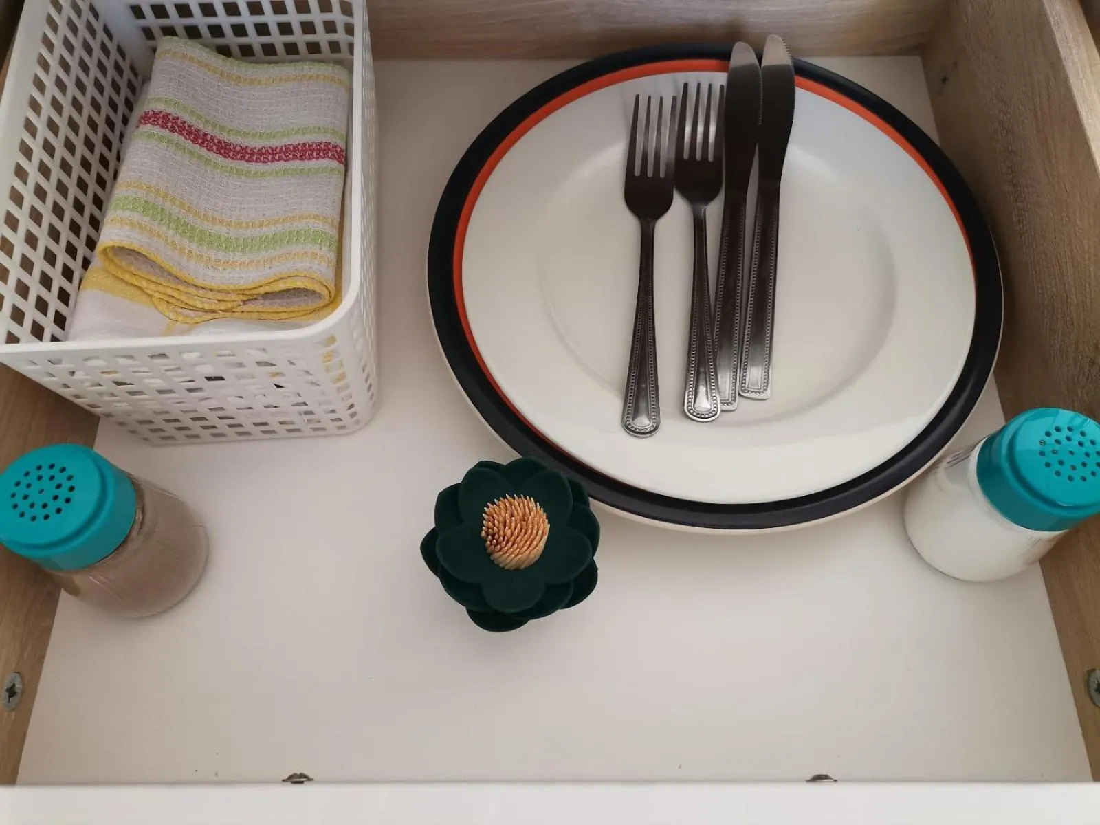 Coffee/tea facilities in Onyx on Sycamore