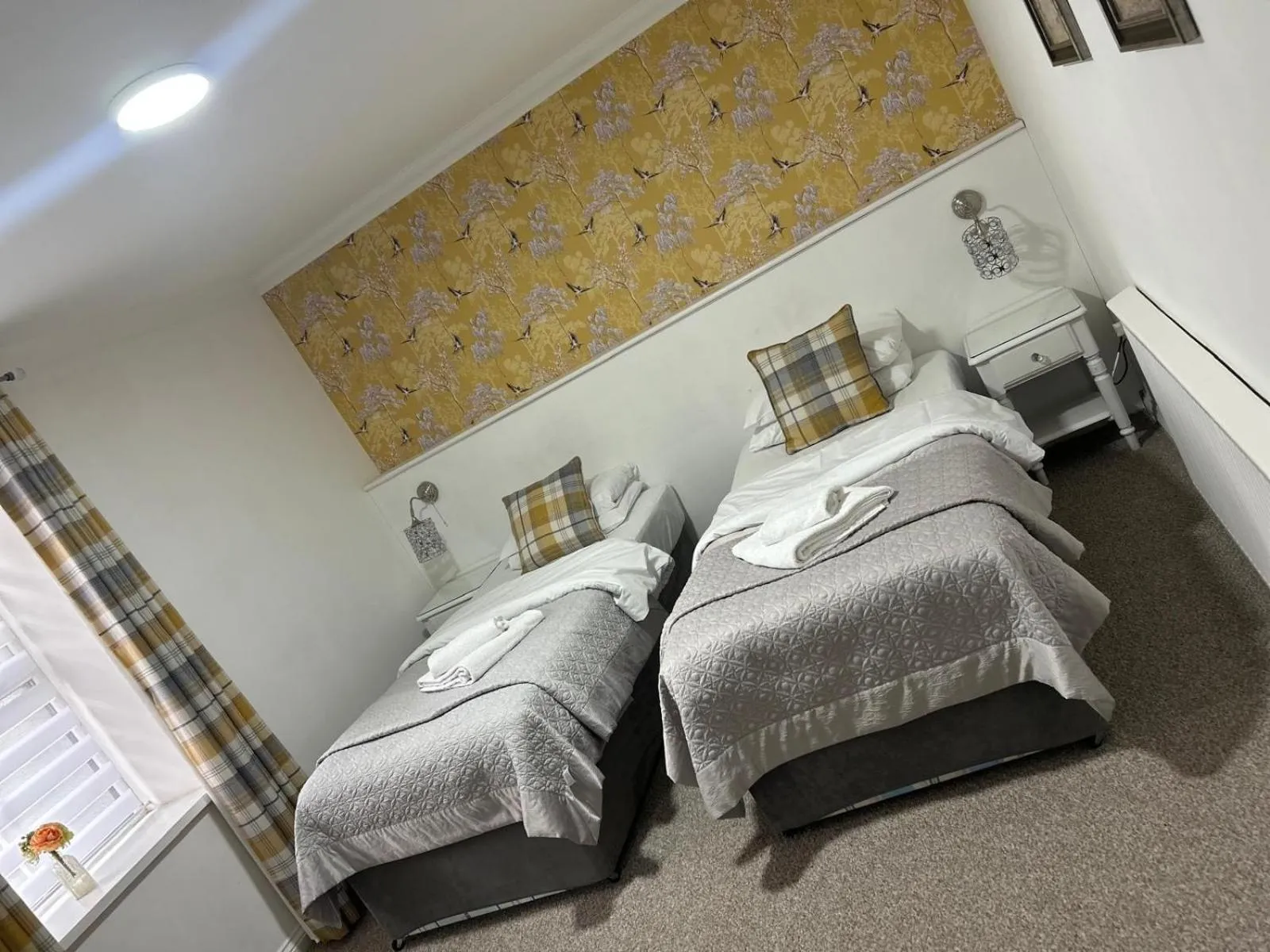 Bedroom, Bed in Hunters Meet