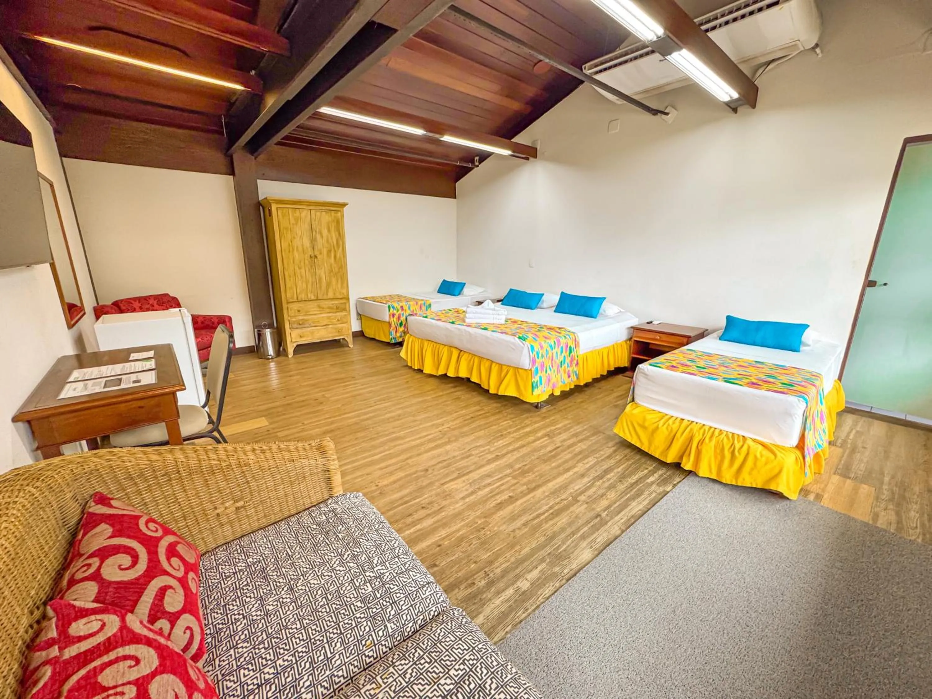 Bedroom, Bed in Hotel Nacional Inn Ubatuba - Praia das Toninhas