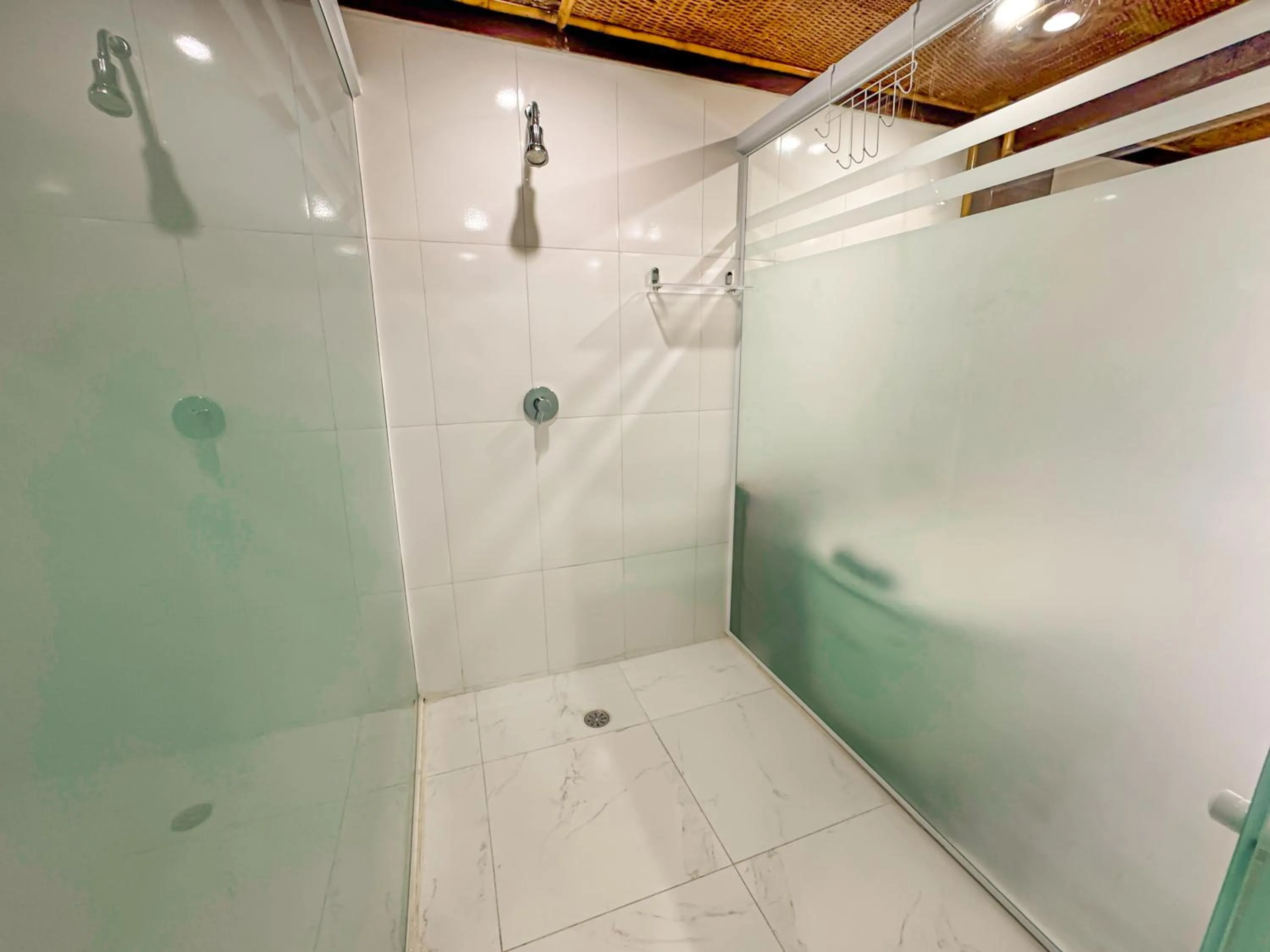 Bathroom in Hotel Nacional Inn Ubatuba - Praia das Toninhas