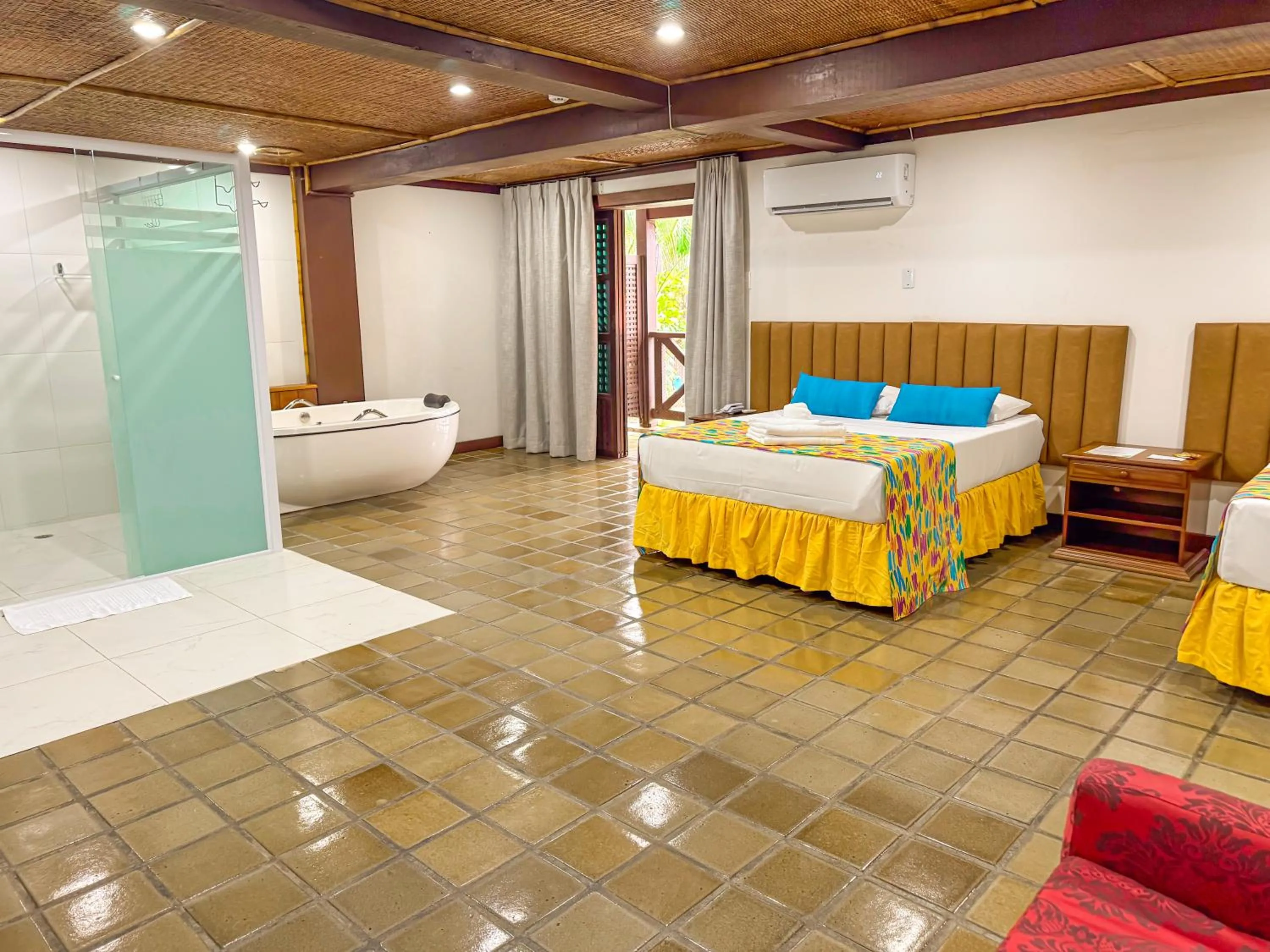 Bedroom, Bed in Hotel Nacional Inn Ubatuba - Praia das Toninhas