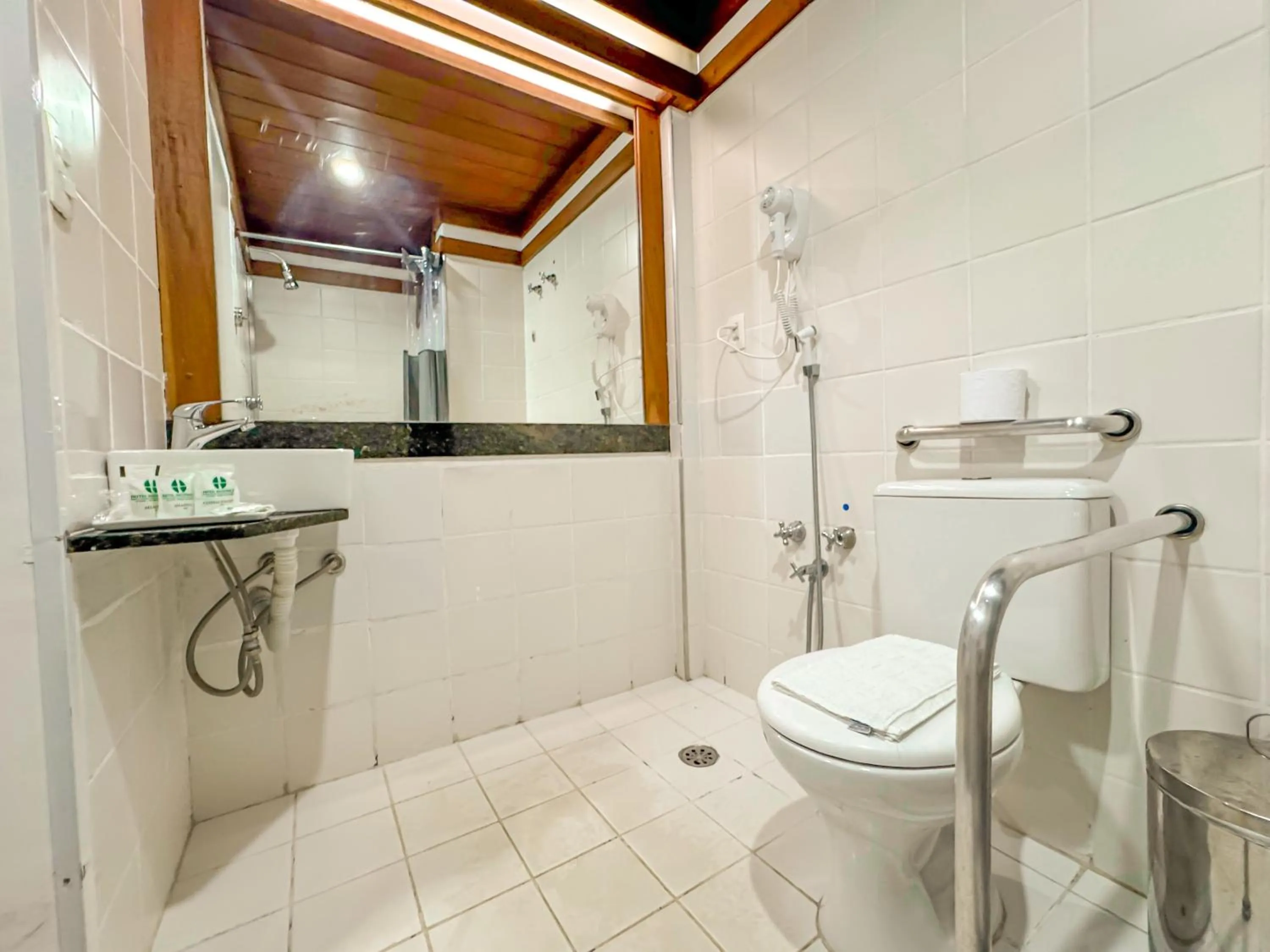 Bathroom in Hotel Nacional Inn Ubatuba - Praia das Toninhas