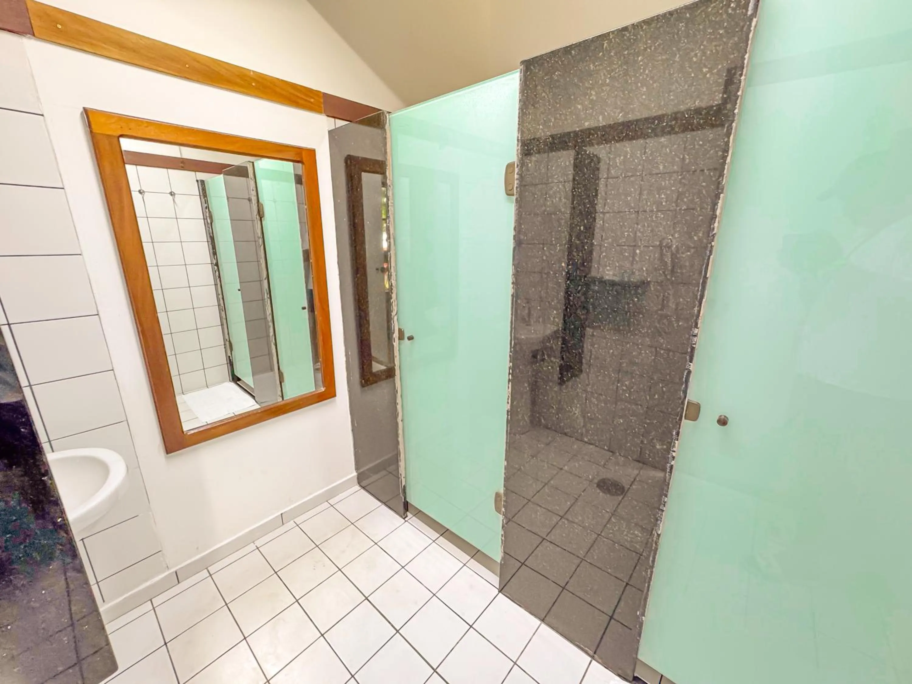 Bathroom in Hotel Nacional Inn Ubatuba - Praia das Toninhas